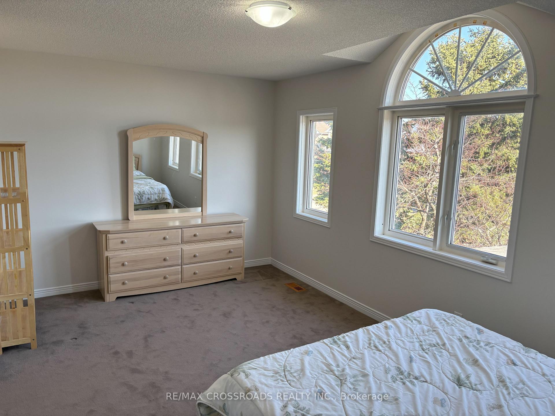 Photo 16 of 110 Halterwood Circle, Markham, Markville — HOMEH