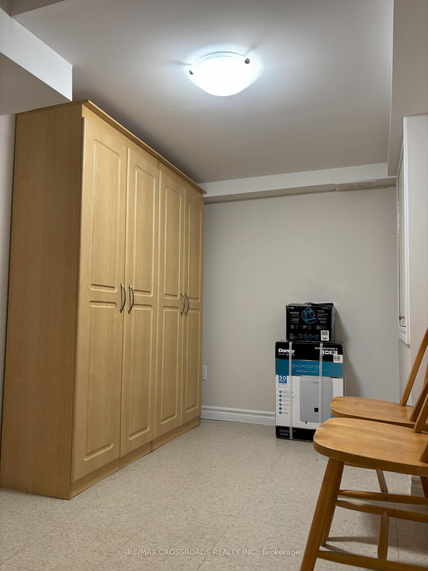 Photo 23 of 110 Halterwood Circle, Markham, Markville — HOMEH