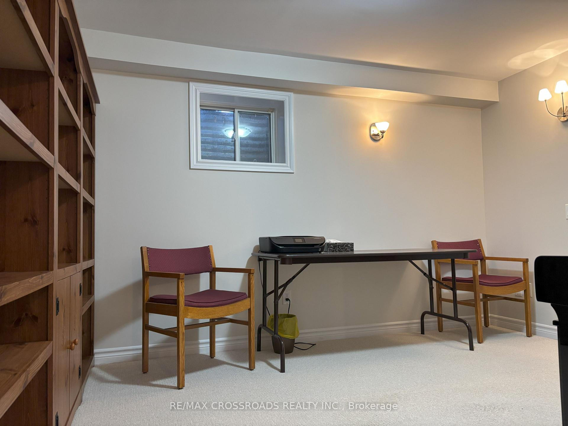 Photo 24 of 110 Halterwood Circle, Markham, Markville — HOMEH