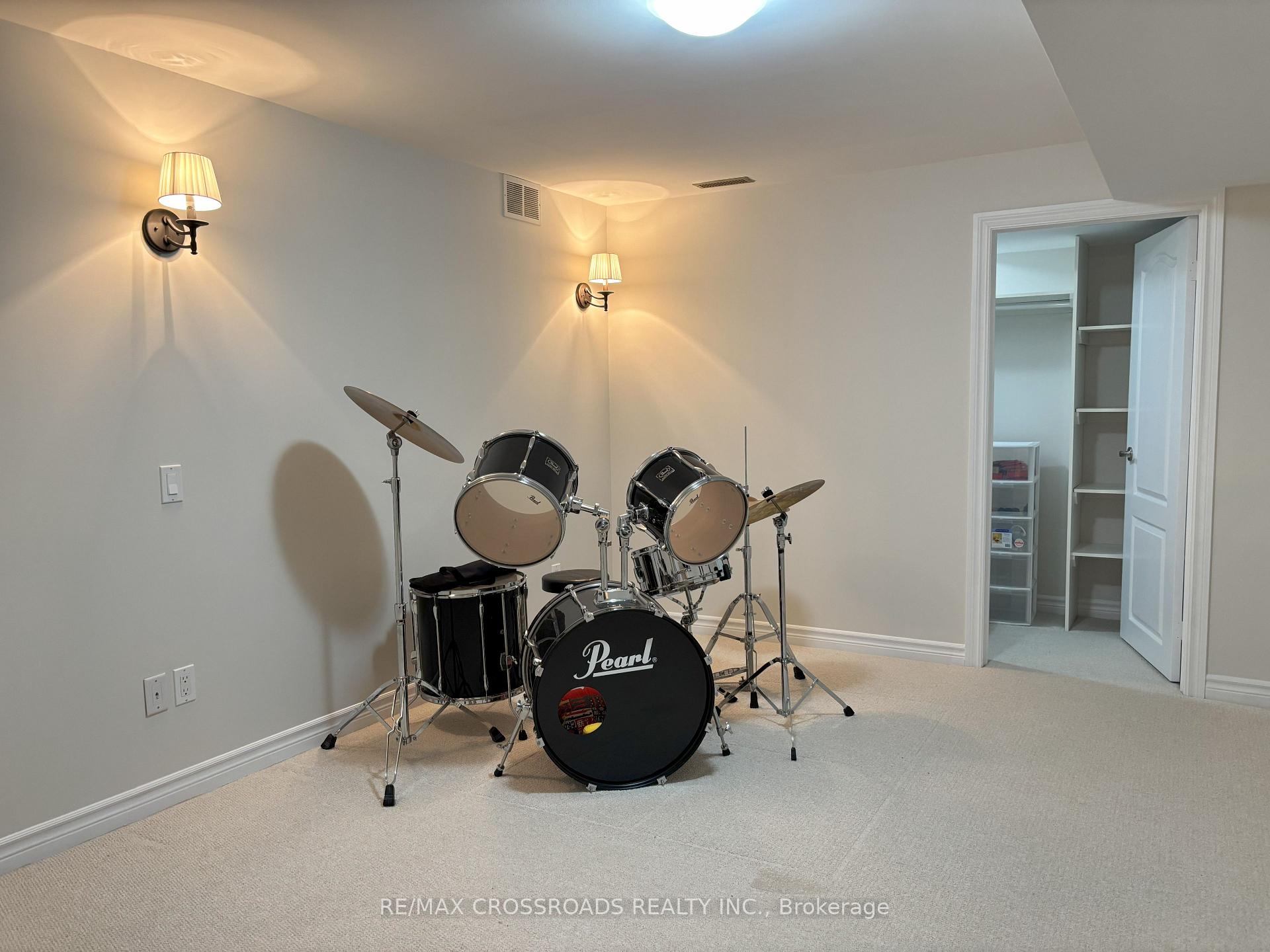Photo 26 of 110 Halterwood Circle, Markham, Markville — HOMEH