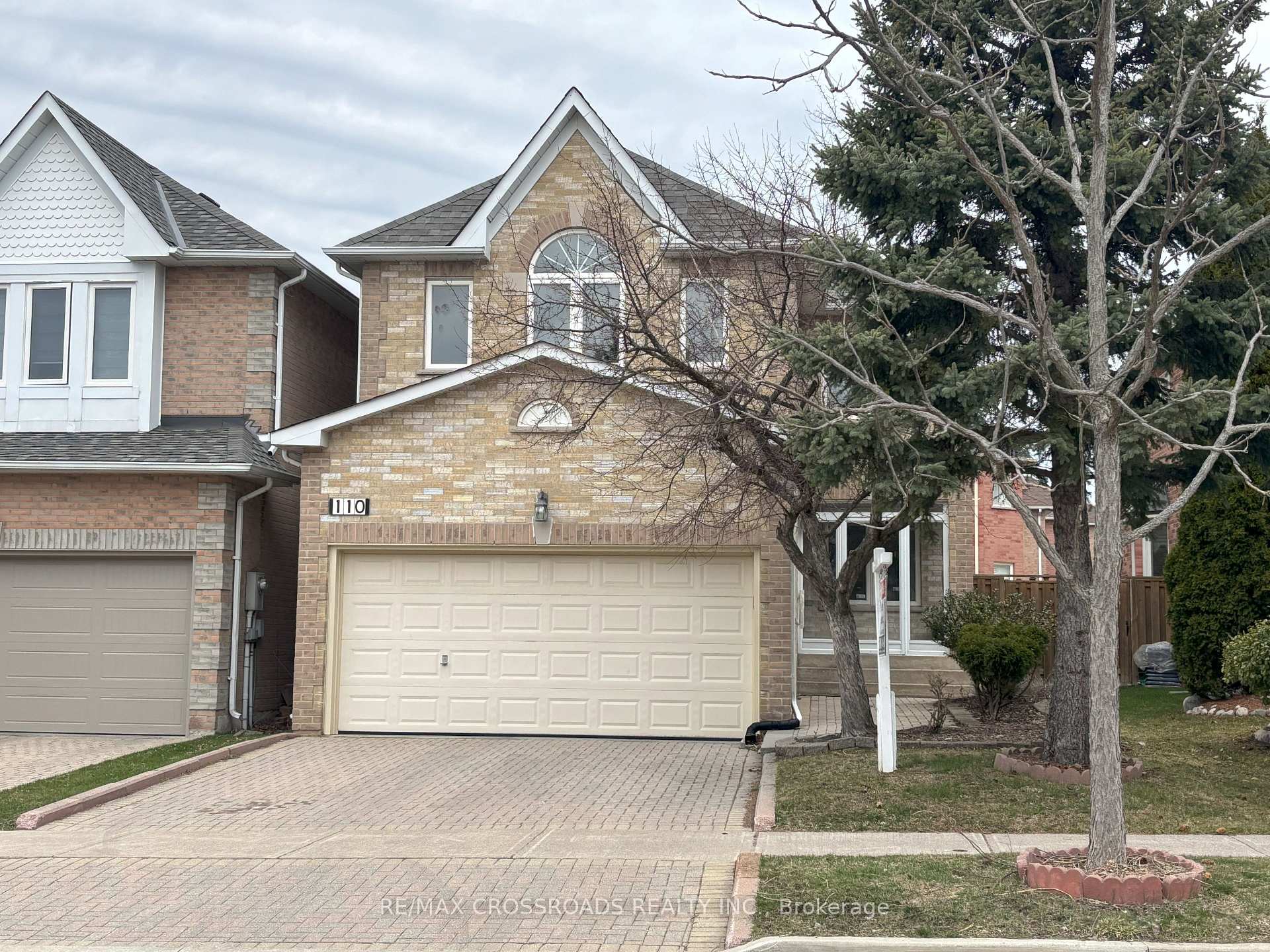 Photo 33 of 110 Halterwood Circle, Markham, Markville — HOMEH