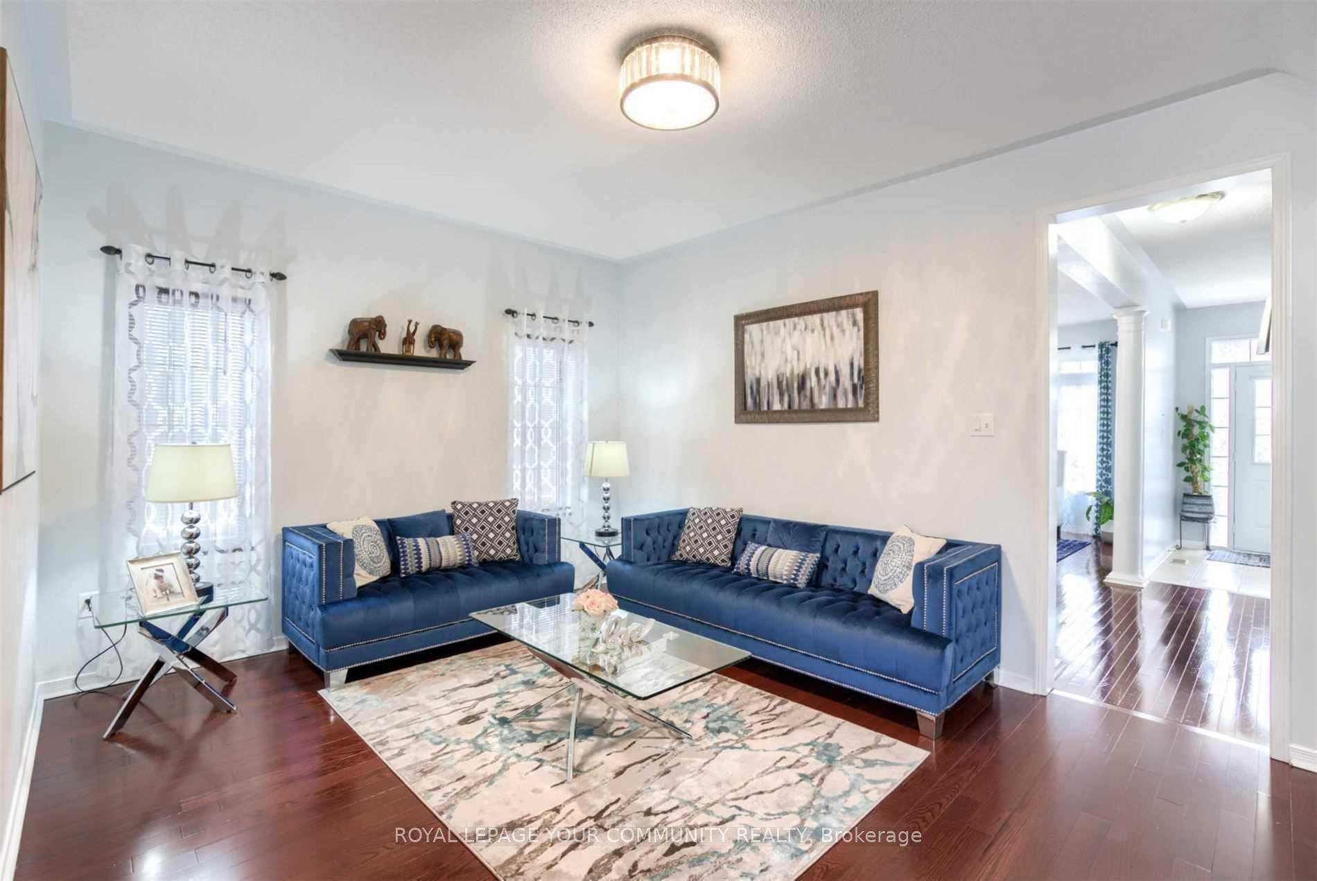 Photo 2 of 39 Yale Lane, Markham, Cornell — HOMEH