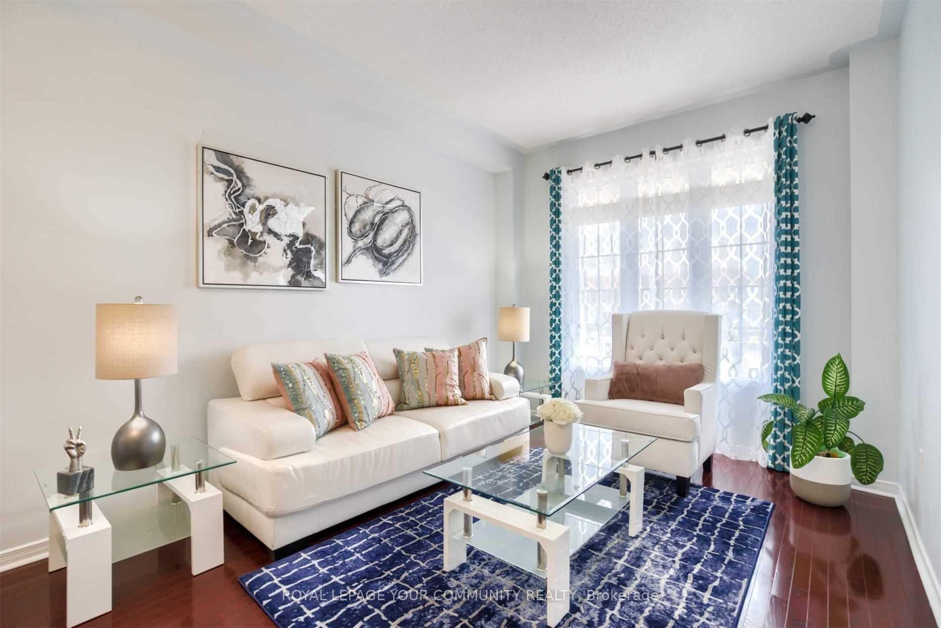 Photo 3 of 39 Yale Lane, Markham, Cornell — HOMEH