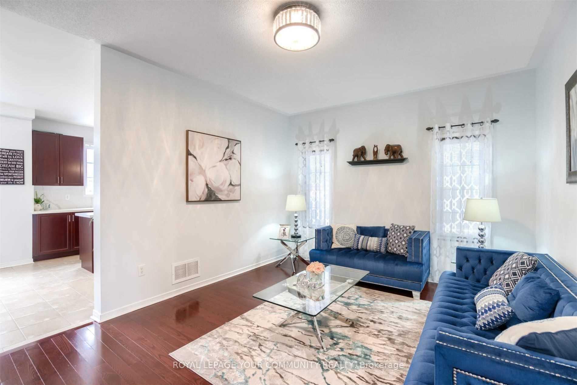 Photo 5 of 39 Yale Lane, Markham, Cornell — HOMEH