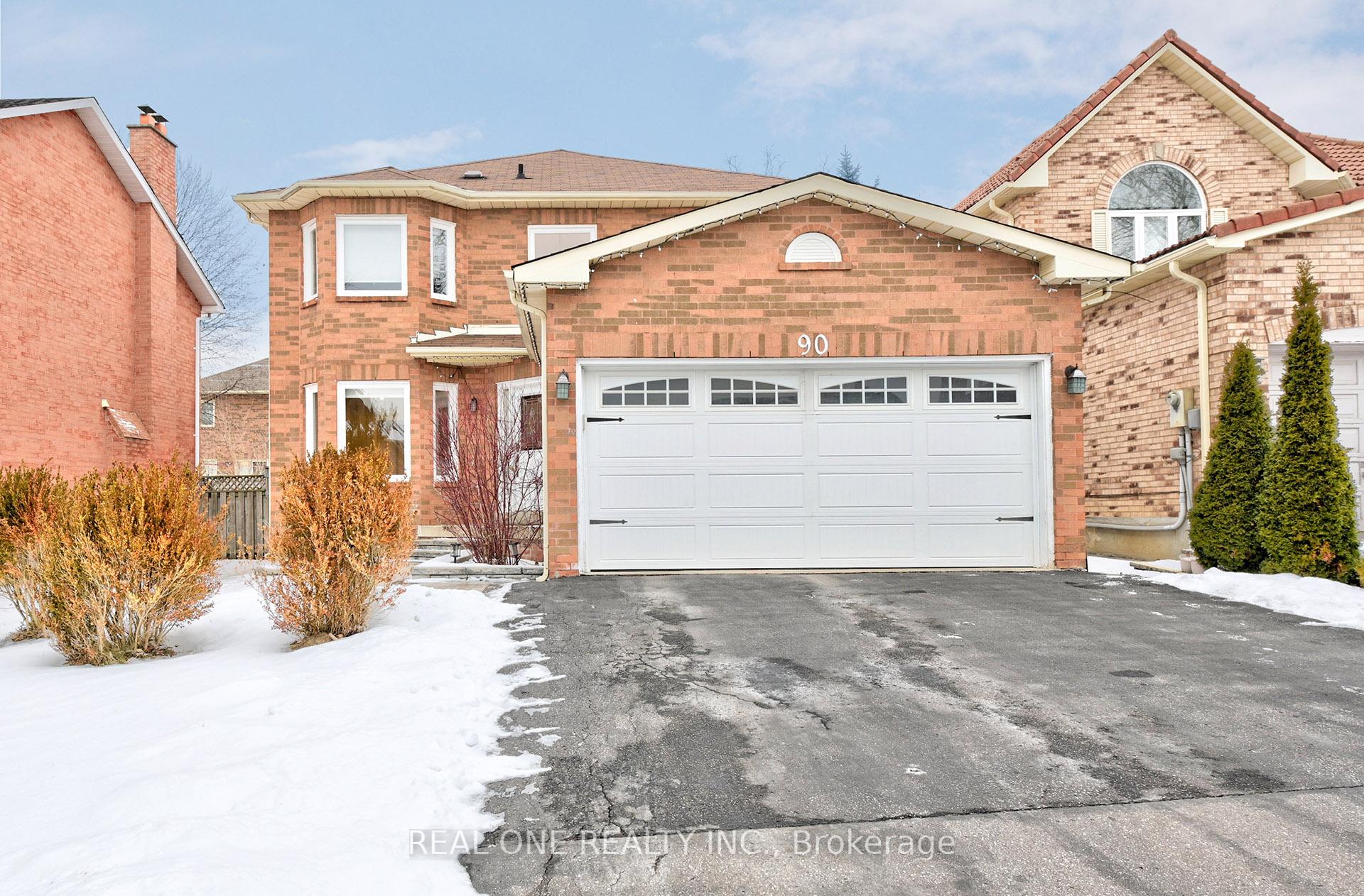 Photo 1 of 90 Morrison Crescent, Markham, Buttonville — HOMEH