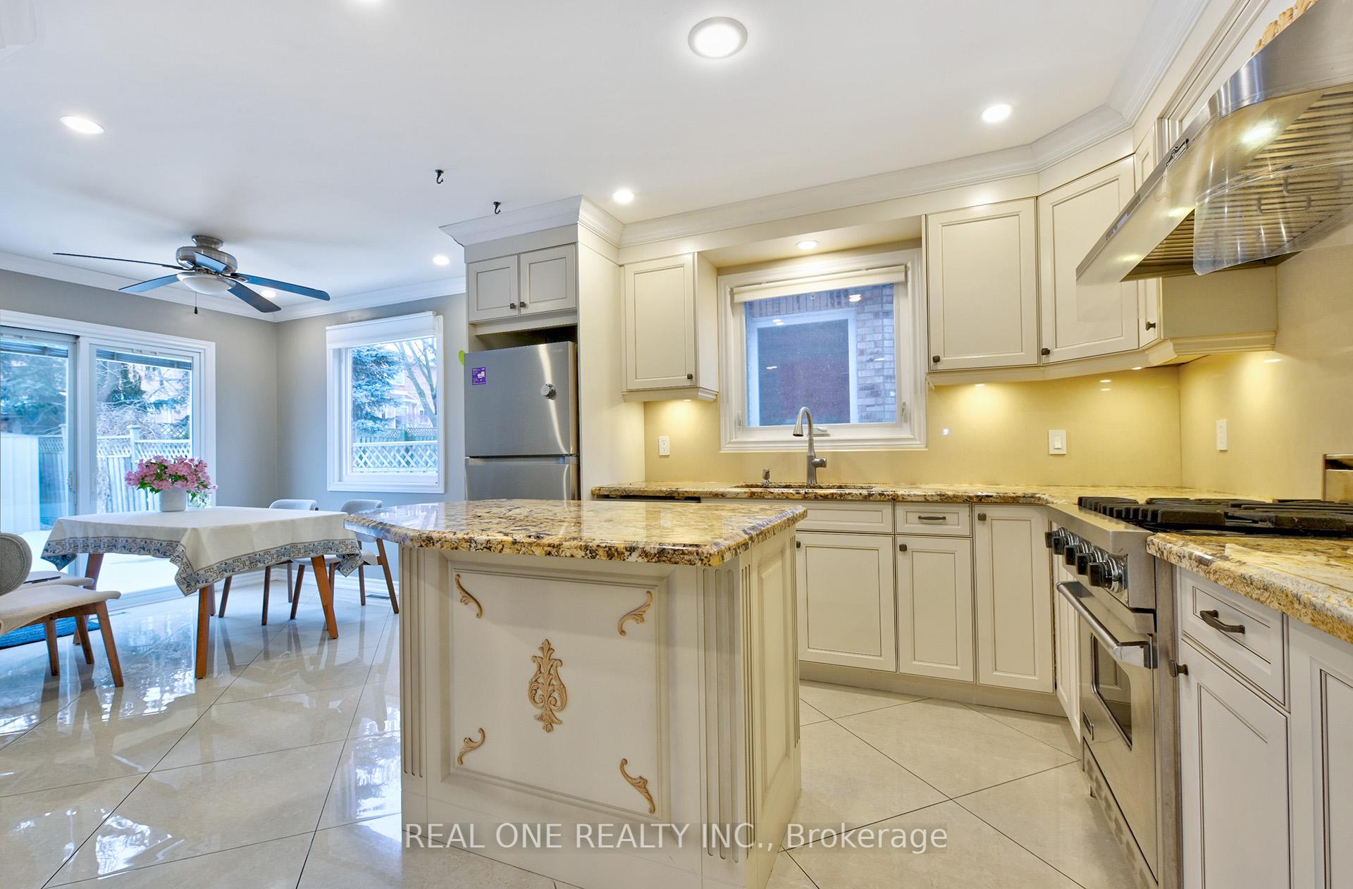Photo 14 of 90 Morrison Crescent, Markham, Buttonville — HOMEH