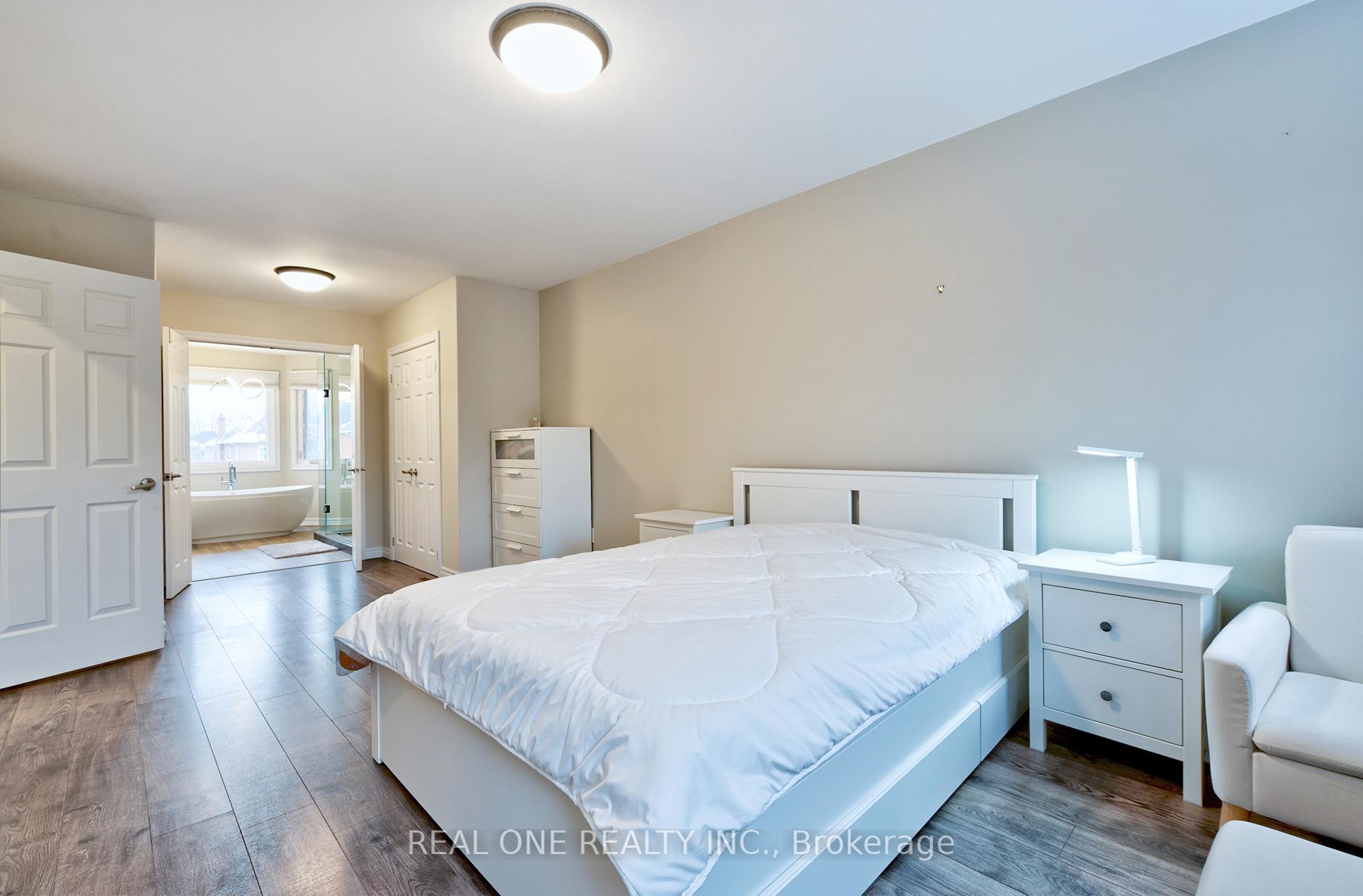 Photo 21 of 90 Morrison Crescent, Markham, Buttonville — HOMEH
