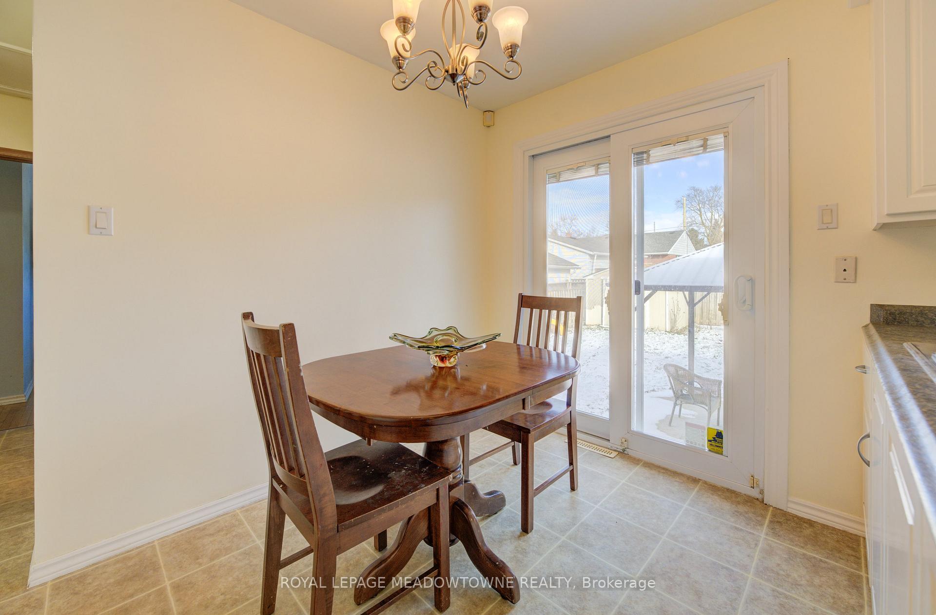 Photo 10 of 336 Vanier Drive, Kitchener — HOMEH