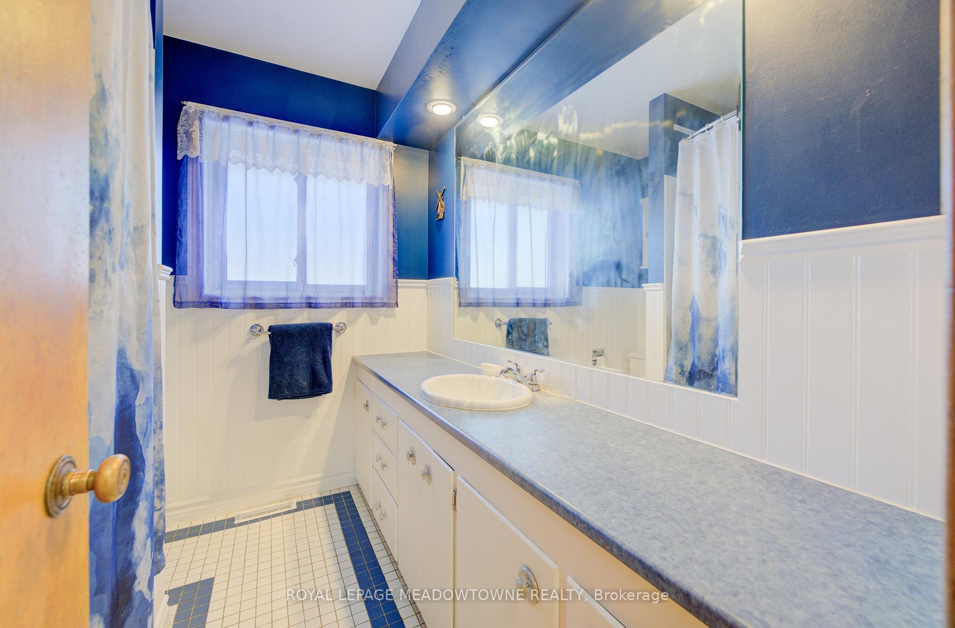 Photo 16 of 336 Vanier Drive, Kitchener — HOMEH