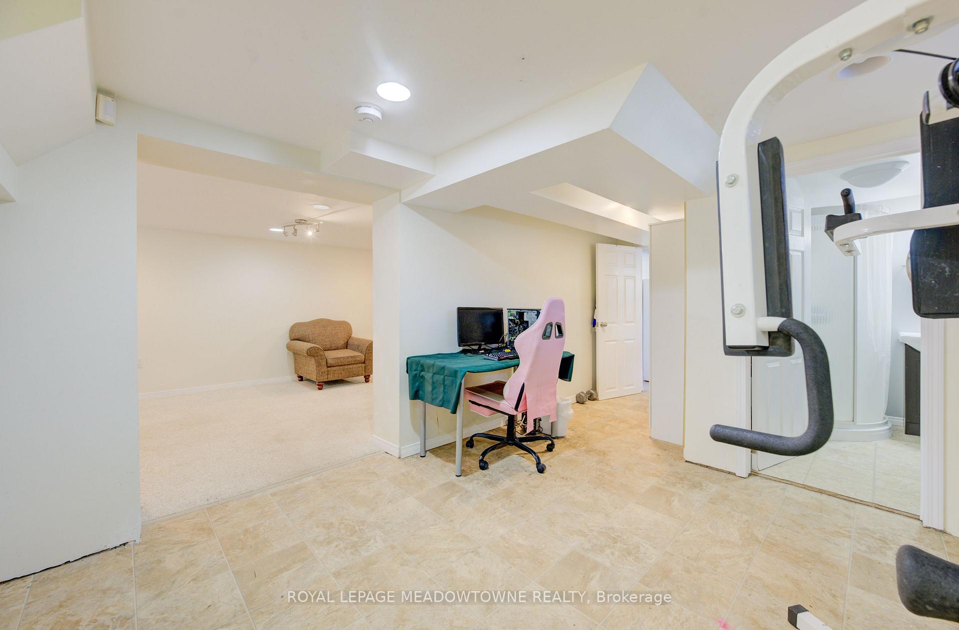 Photo 19 of 336 Vanier Drive, Kitchener — HOMEH