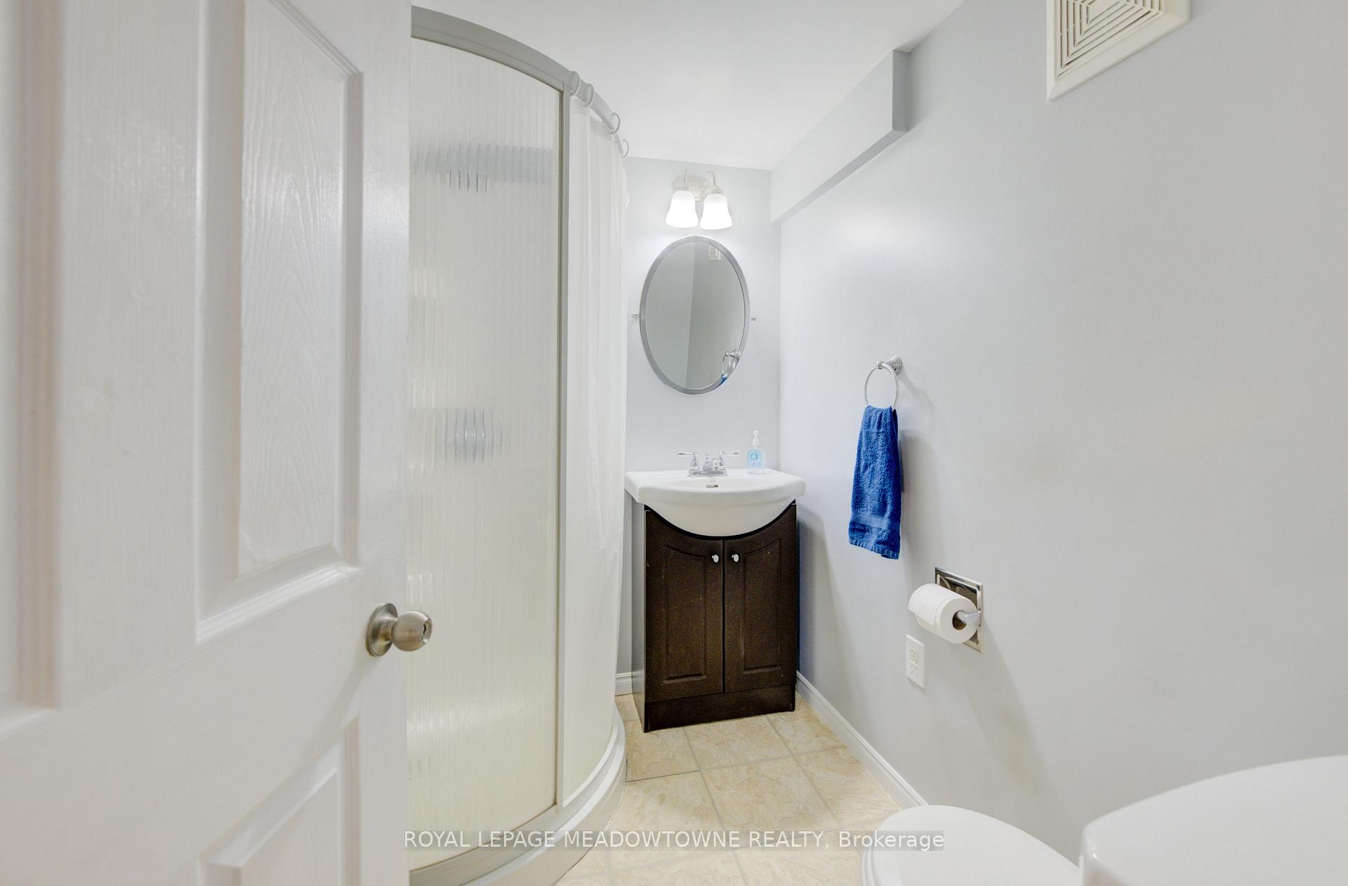 Photo 24 of 336 Vanier Drive, Kitchener — HOMEH