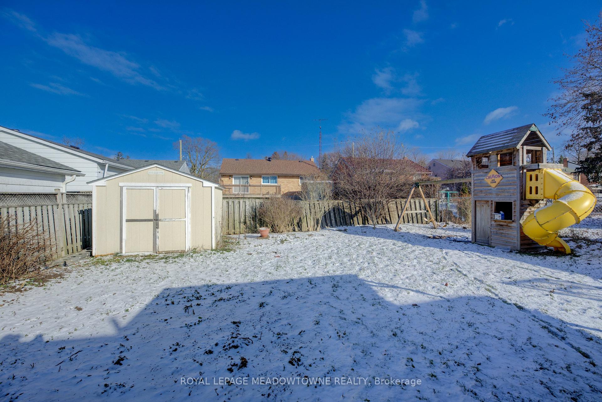 Photo 27 of 336 Vanier Drive, Kitchener — HOMEH