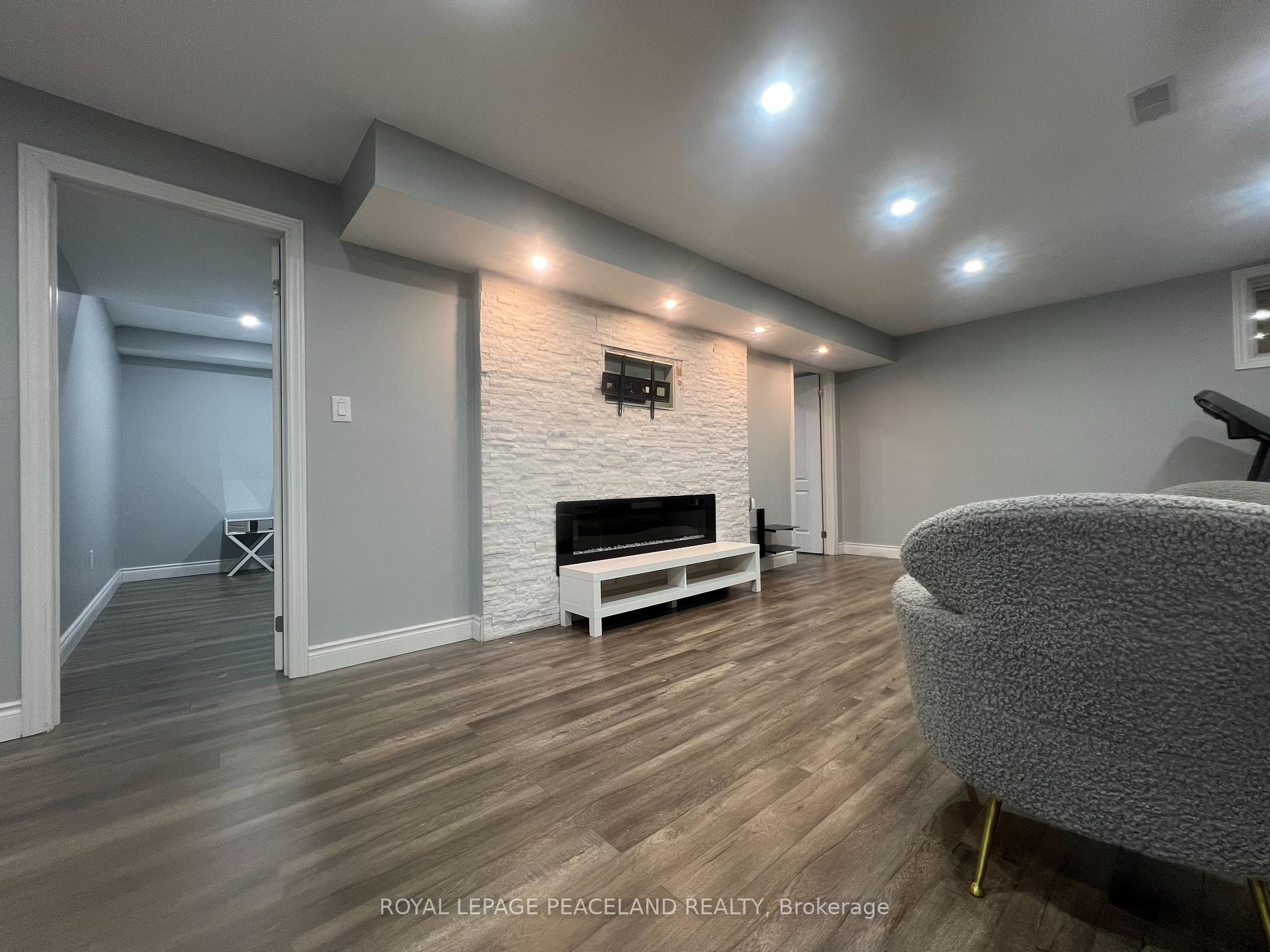 Photo 7 of Unit Basement, 109 Chartwell Circle, Hamilton, Jerome — HOMEH