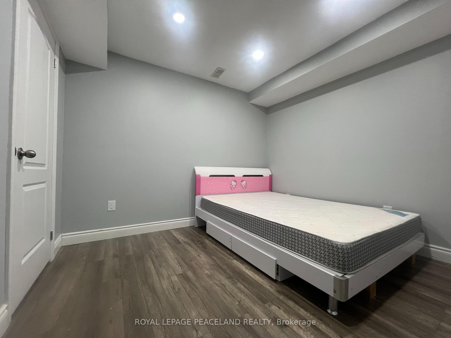 Photo 10 of Unit Basement, 109 Chartwell Circle, Hamilton, Jerome — HOMEH