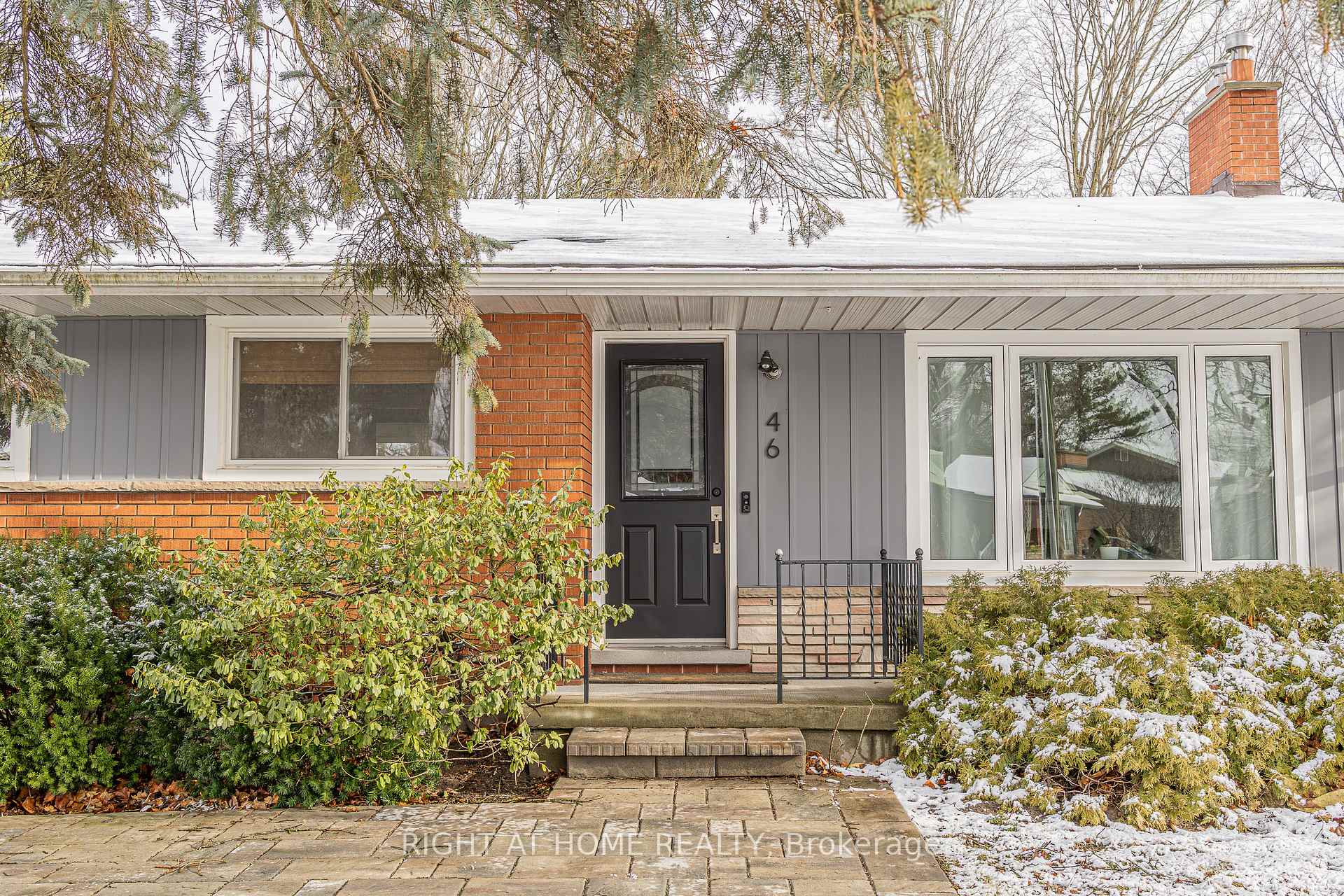 Photo 3 of 46 Meadow Crescent, Kitchener — HOMEH