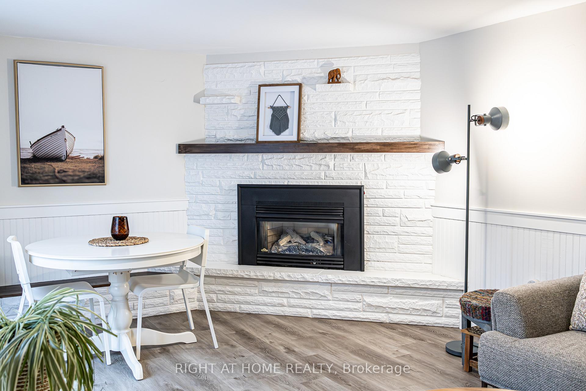 Photo 24 of 46 Meadow Crescent, Kitchener — HOMEH