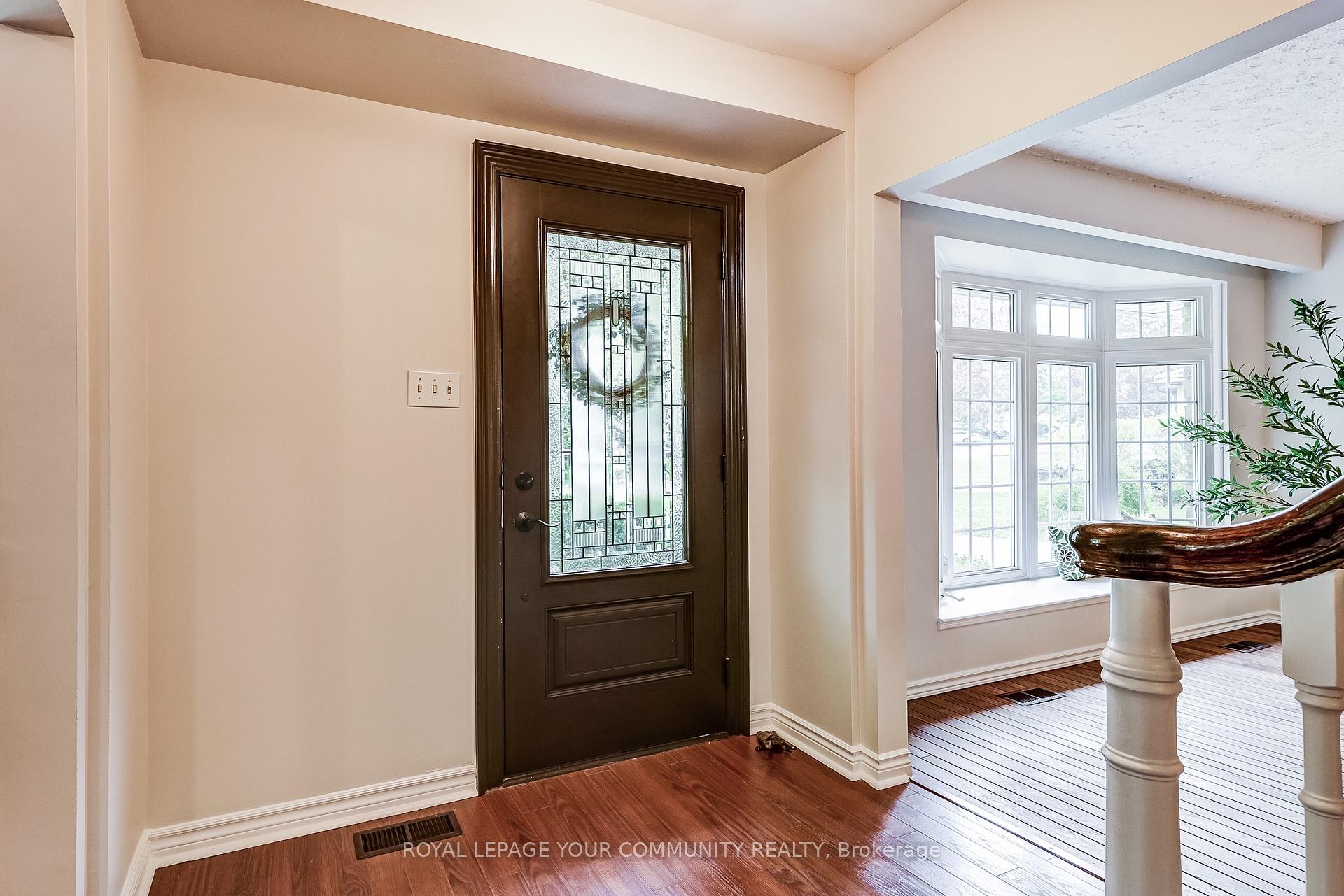 Photo 3 of 90 Drakefield Road, Markham, Bullock — HOMEH