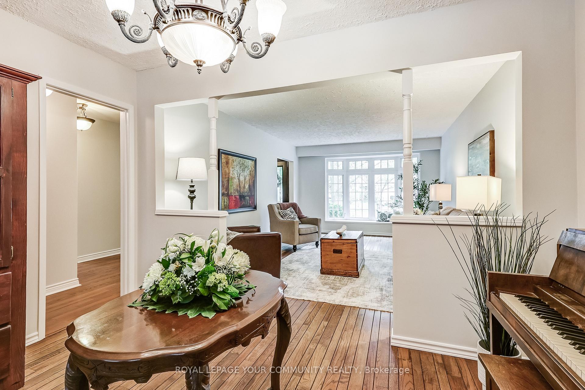 Photo 6 of 90 Drakefield Road, Markham, Bullock — HOMEH