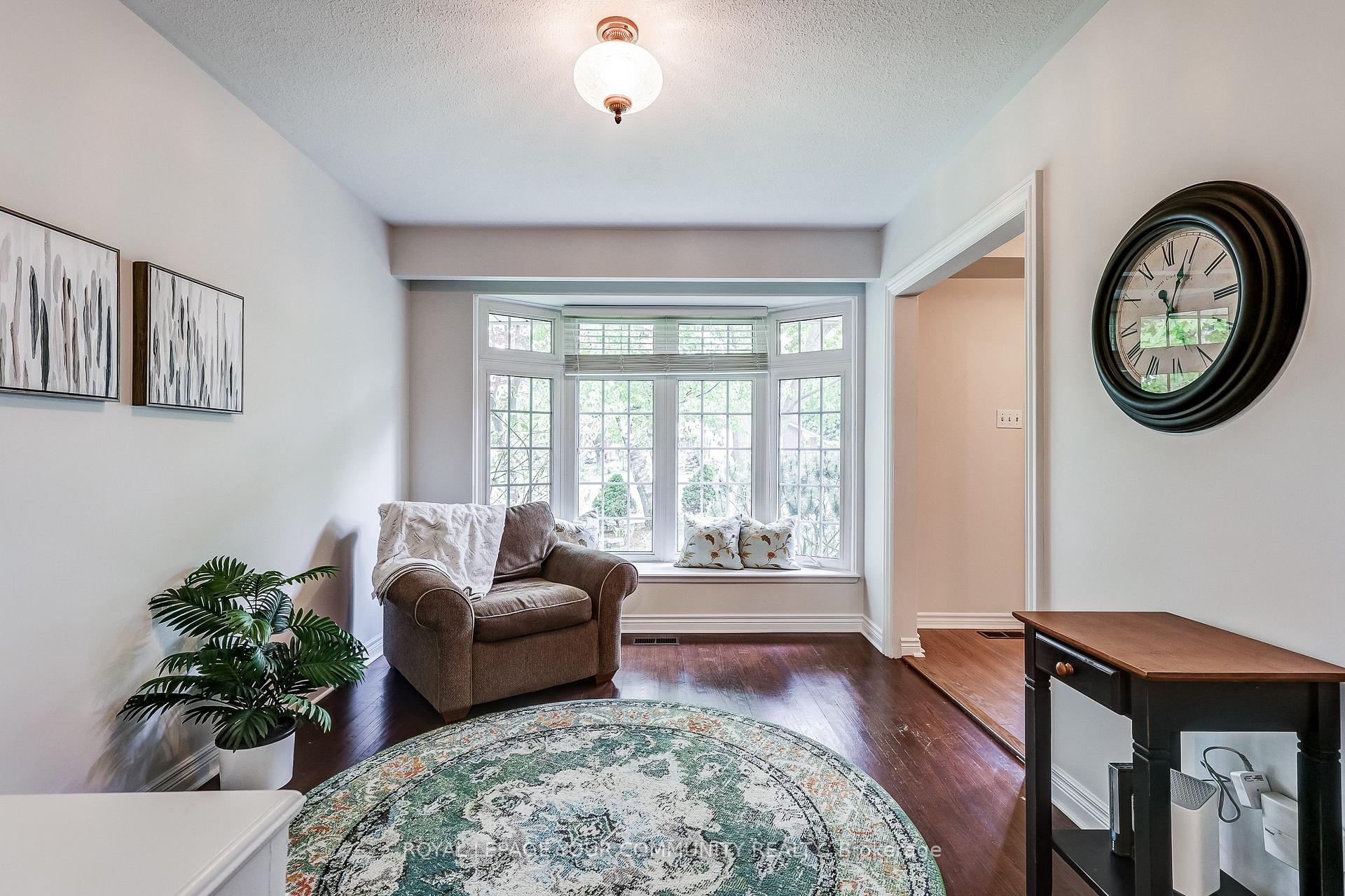Photo 8 of 90 Drakefield Road, Markham, Bullock — HOMEH