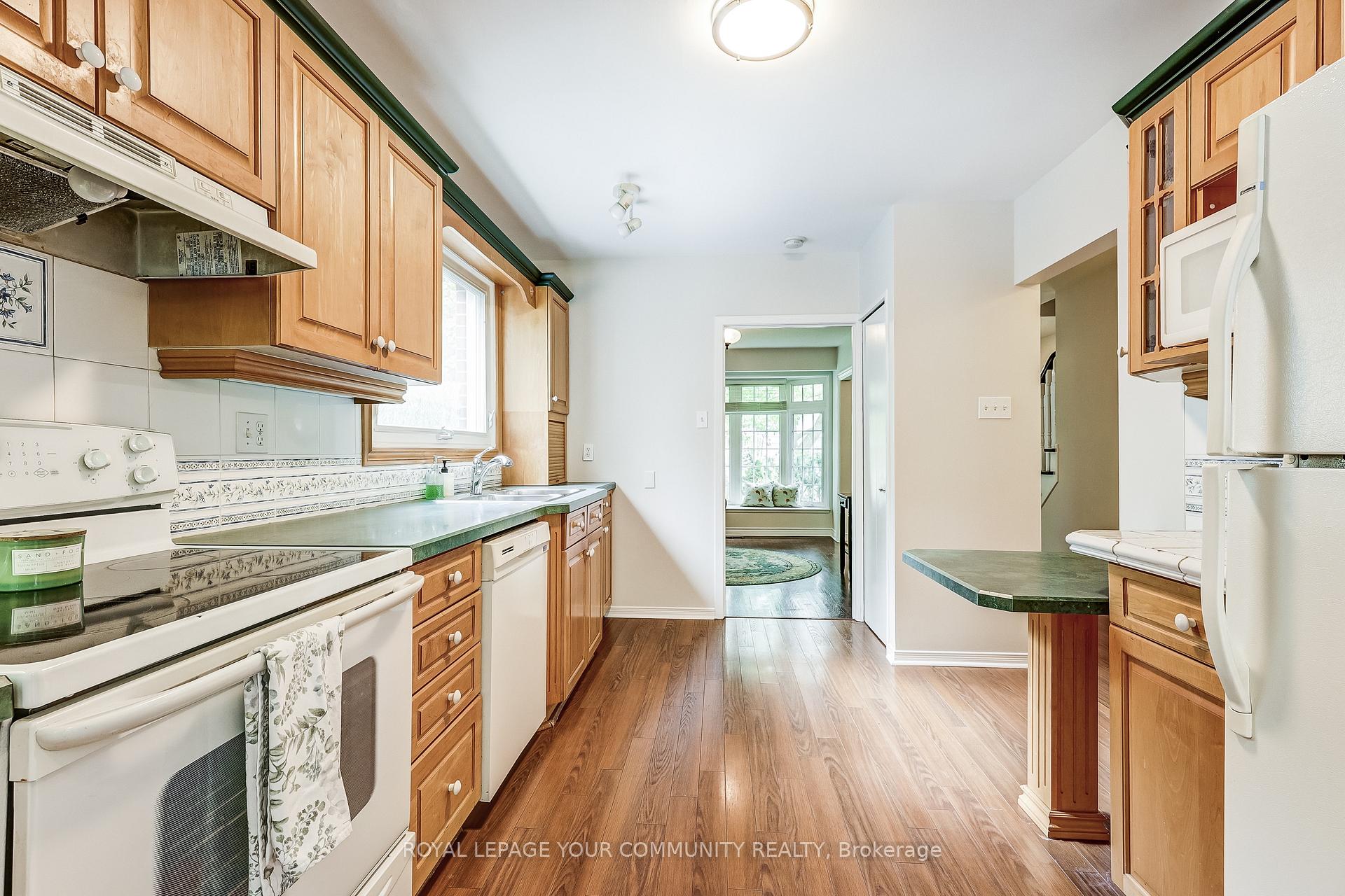 Photo 12 of 90 Drakefield Road, Markham, Bullock — HOMEH