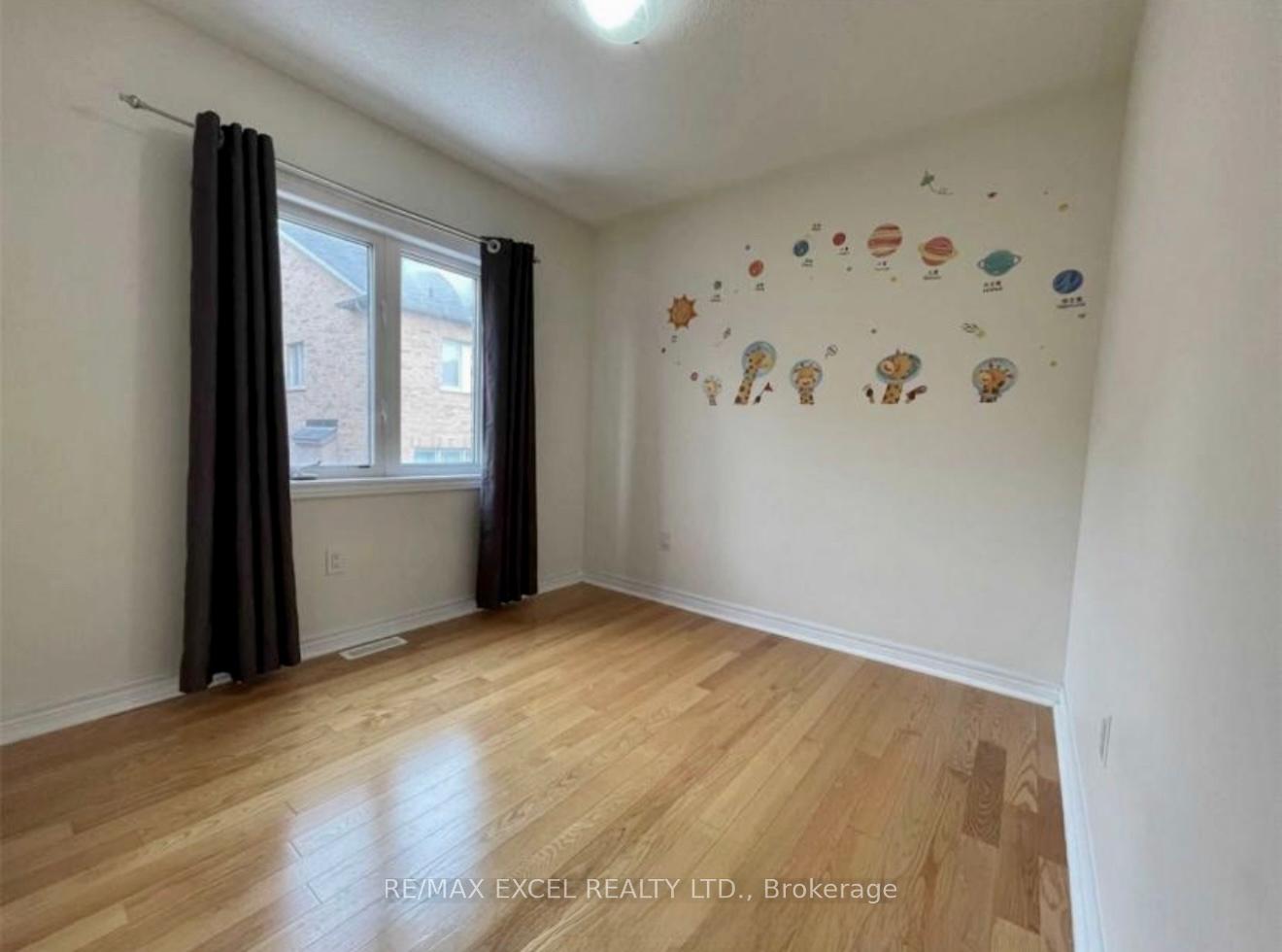 Photo 15 of 57 Holst Avenue, Markham, Berczy — HOMEH