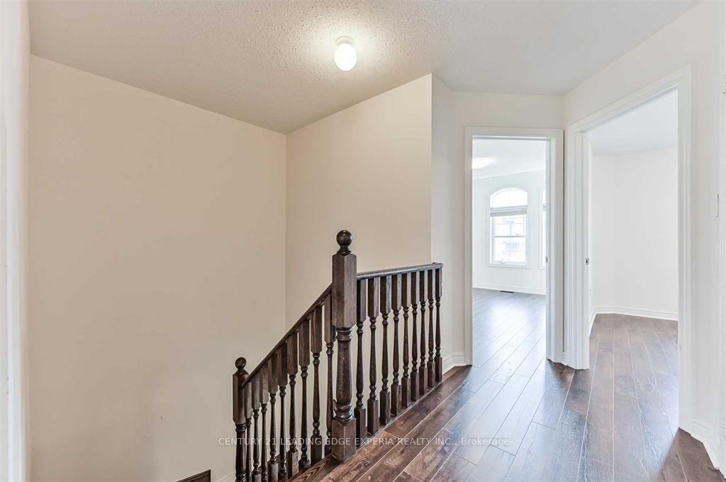 Photo 17 of 123 Christian Ritter Drive, Markham, Berczy — HOMEH