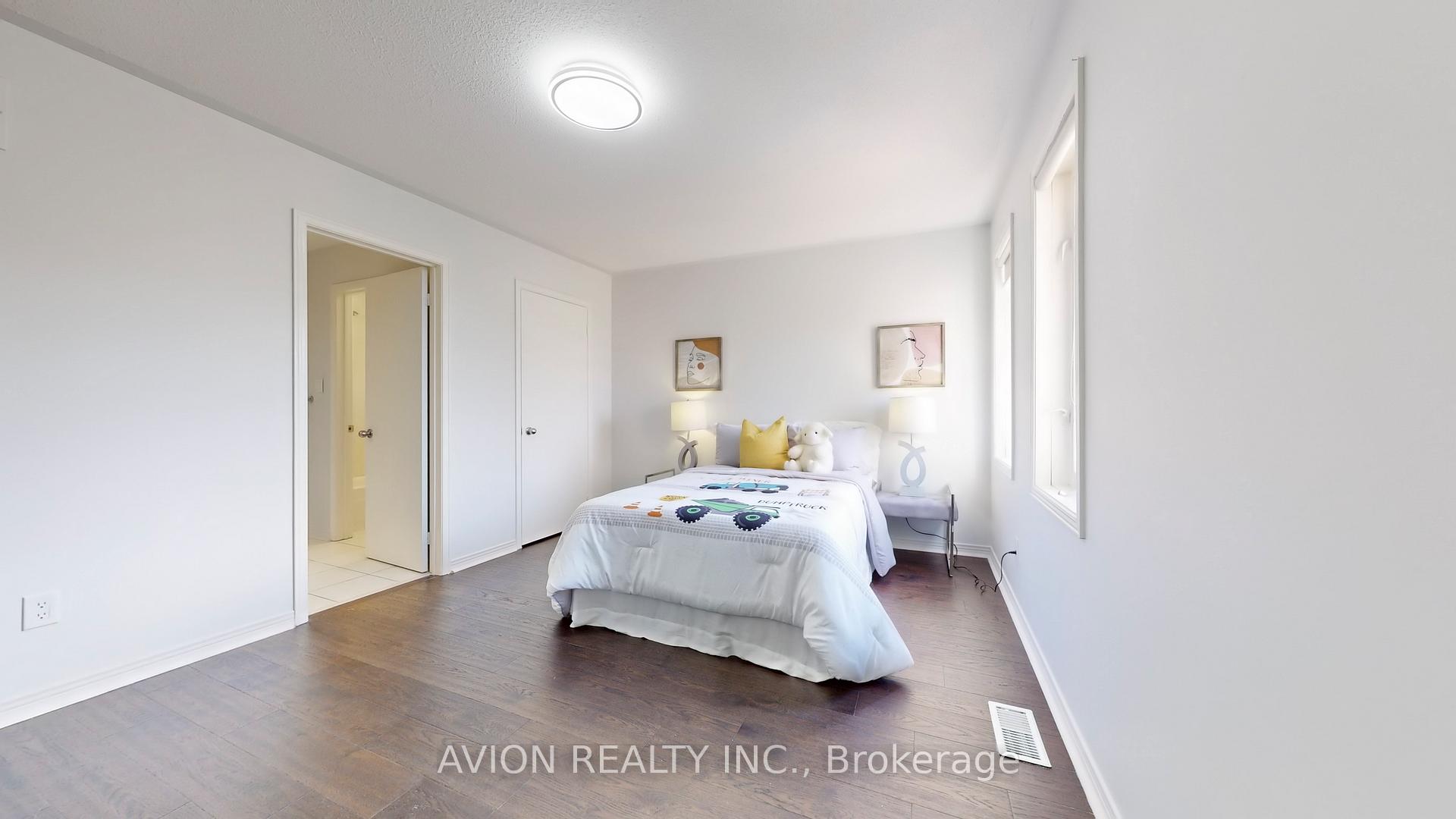 Photo 29 of 74 Belford Crescent, Markham, Milliken Mills East — HOMEH