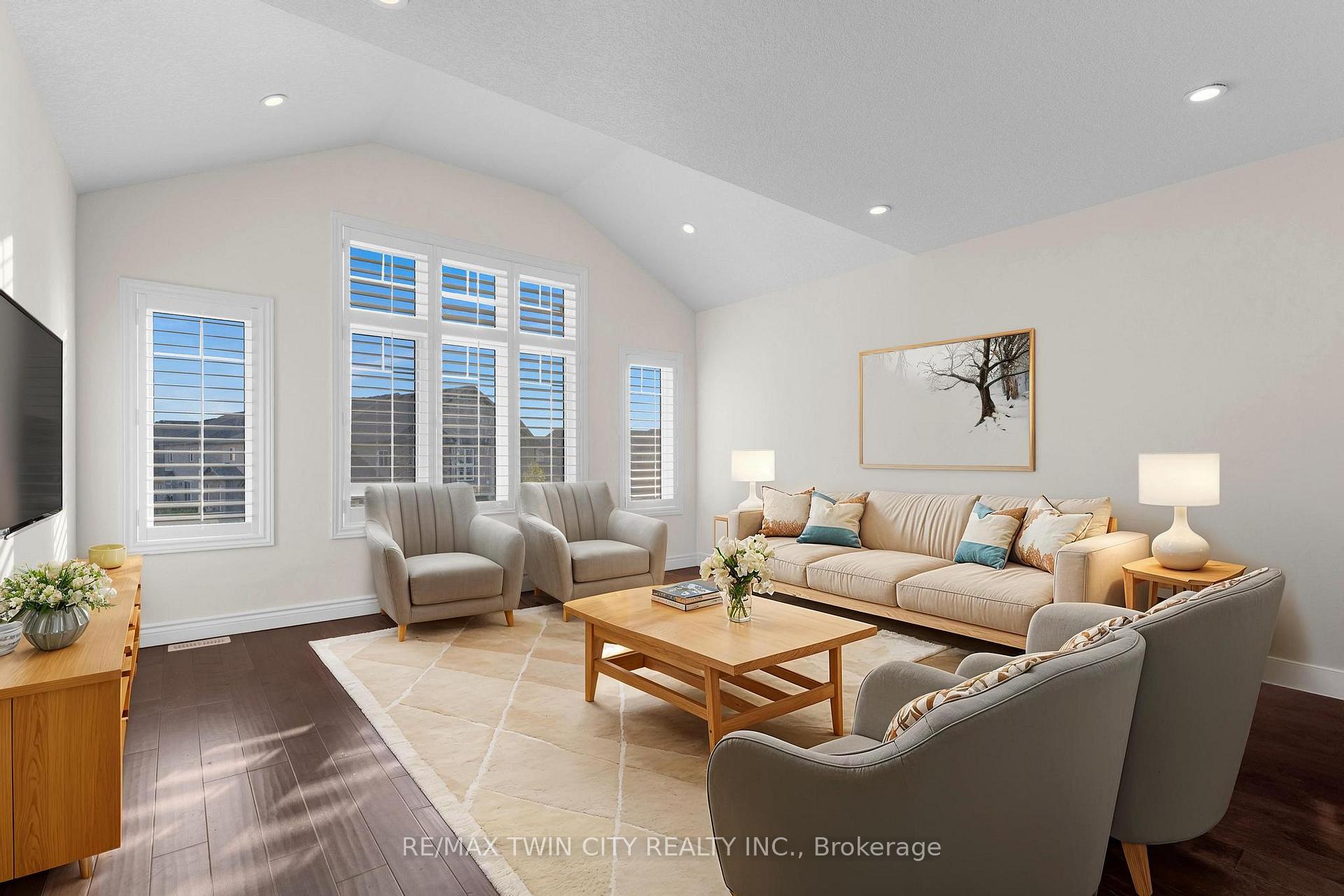 Photo 13 of 11 Netherwood Road, Kitchener — HOMEH