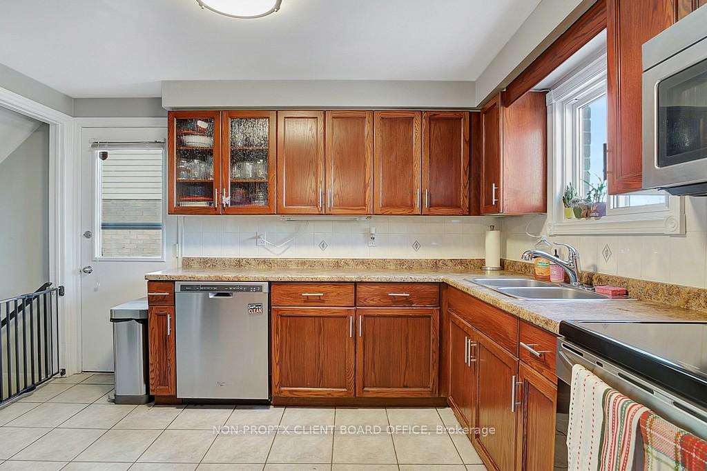 Photo 21 of 312 Ristau Place, Kitchener, Laurentian Hills — HOMEH