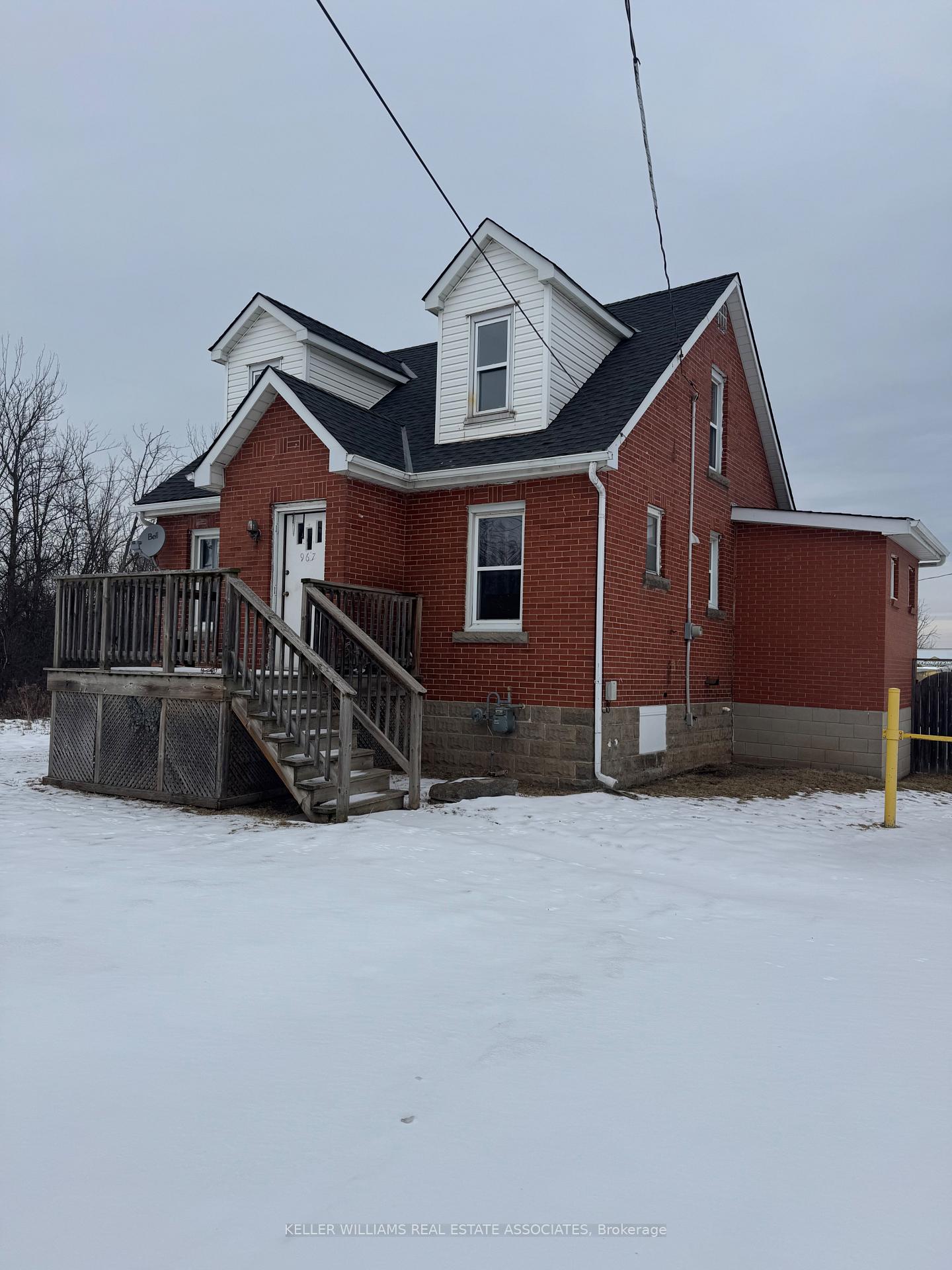 Photo 1 of 967 Barton Street, Hamilton, Stoney Creek Industrial — HOMEH