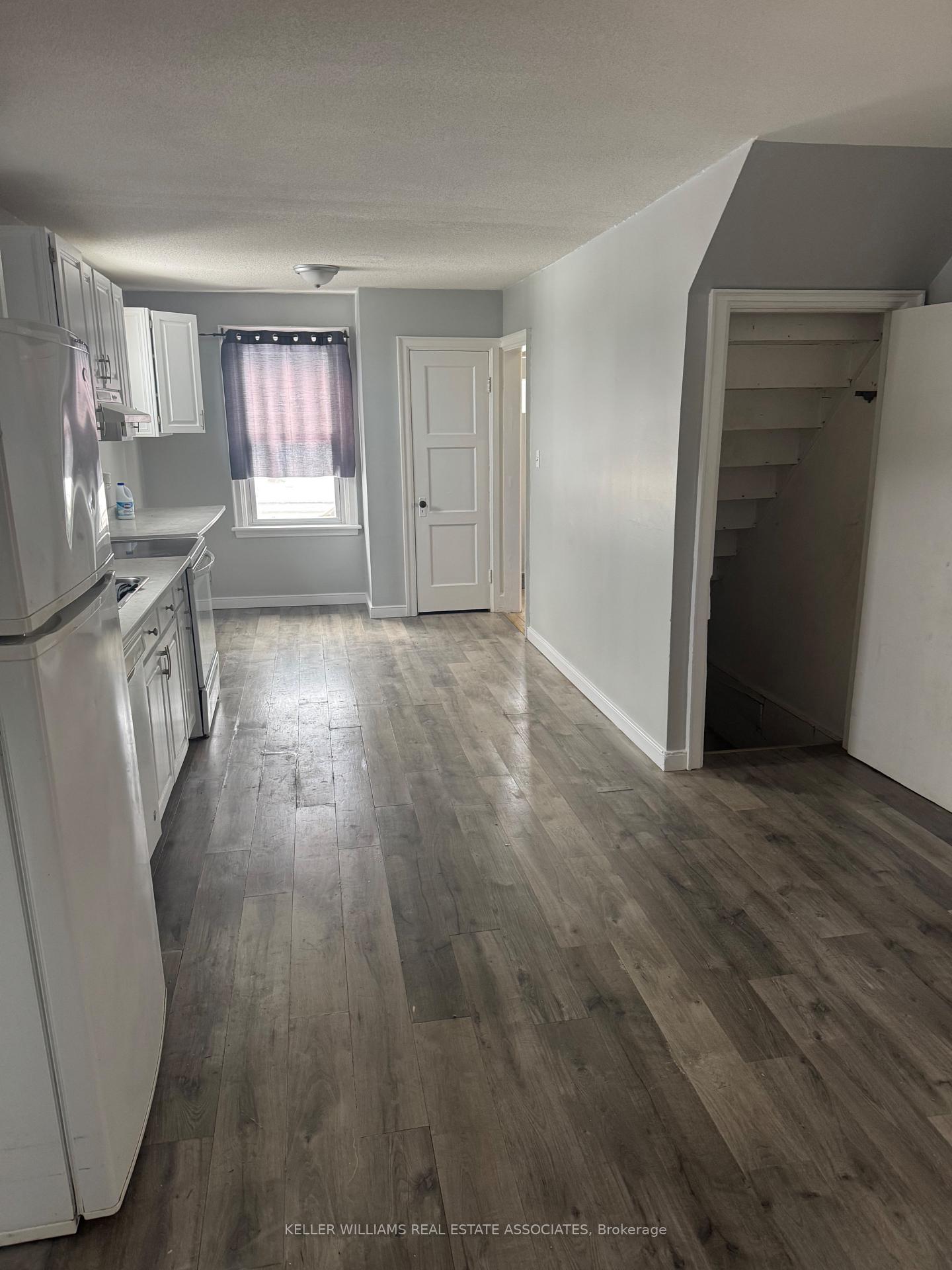 Photo 6 of 967 Barton Street, Hamilton, Stoney Creek Industrial — HOMEH