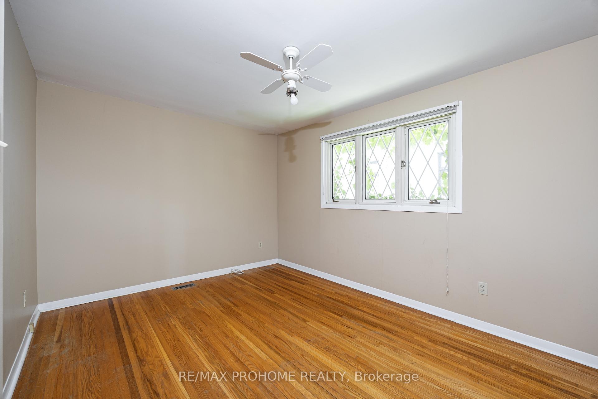 Photo 13 of 9 Pomander Road, Markham, Unionville — HOMEH