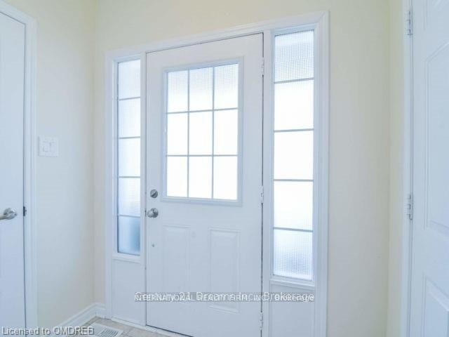 Photo 3 of 147 Mcmonies Drive, Hamilton, Waterdown — HOMEH