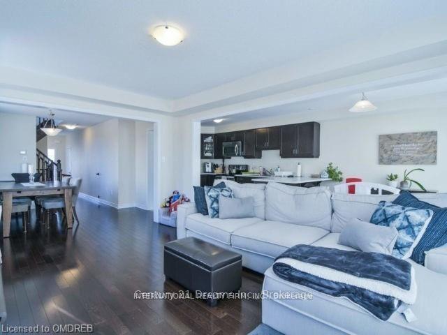 Photo 9 of 147 Mcmonies Drive, Hamilton, Waterdown — HOMEH