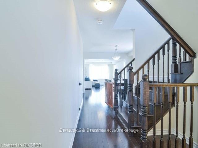 Photo 12 of 147 Mcmonies Drive, Hamilton, Waterdown — HOMEH