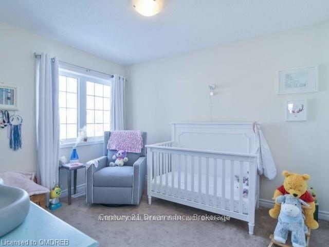 Photo 14 of 147 Mcmonies Drive, Hamilton, Waterdown — HOMEH