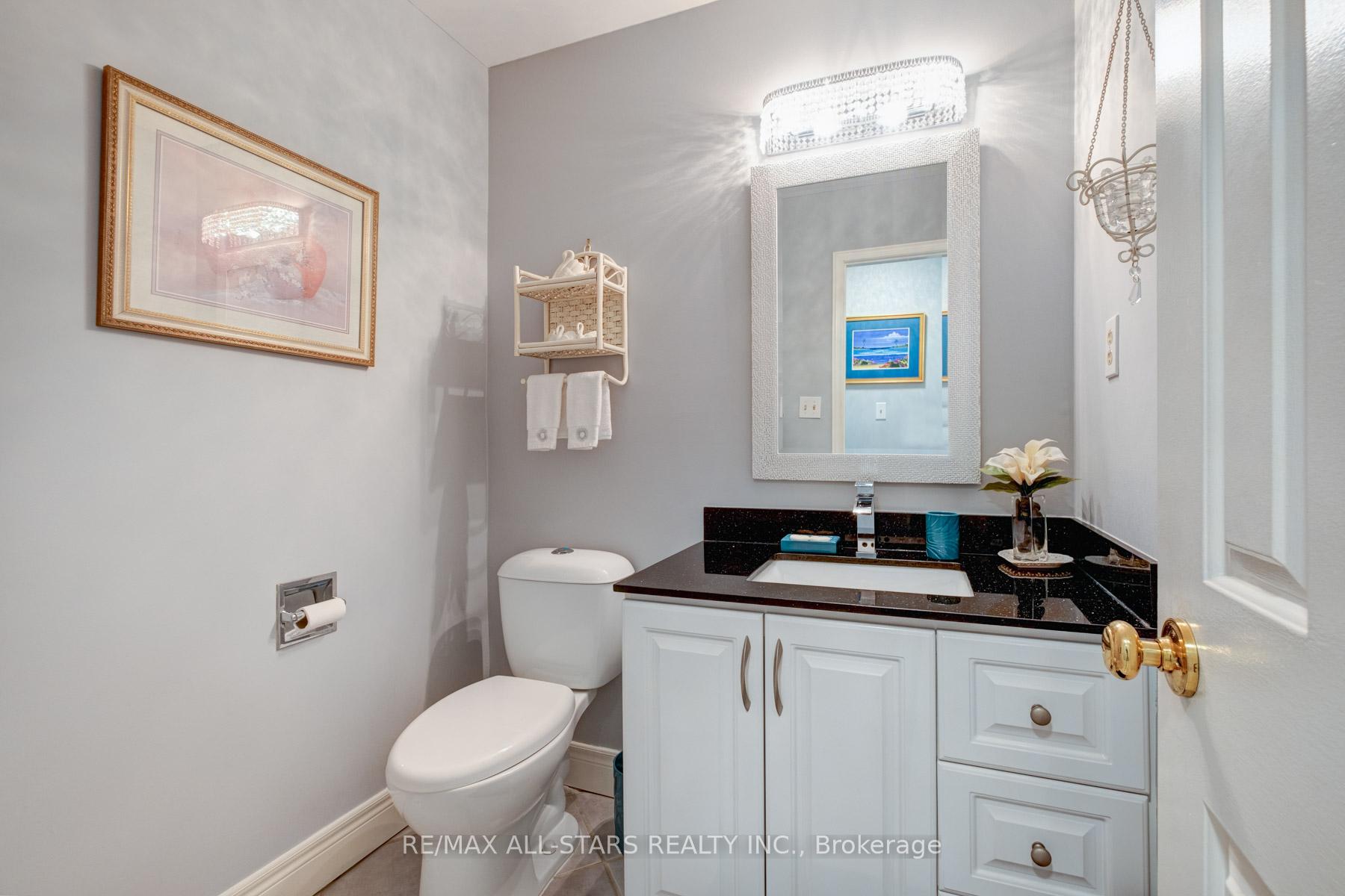 Photo 25 of 40 Eastwood Crescent, Markham, Markham Village — HOMEH