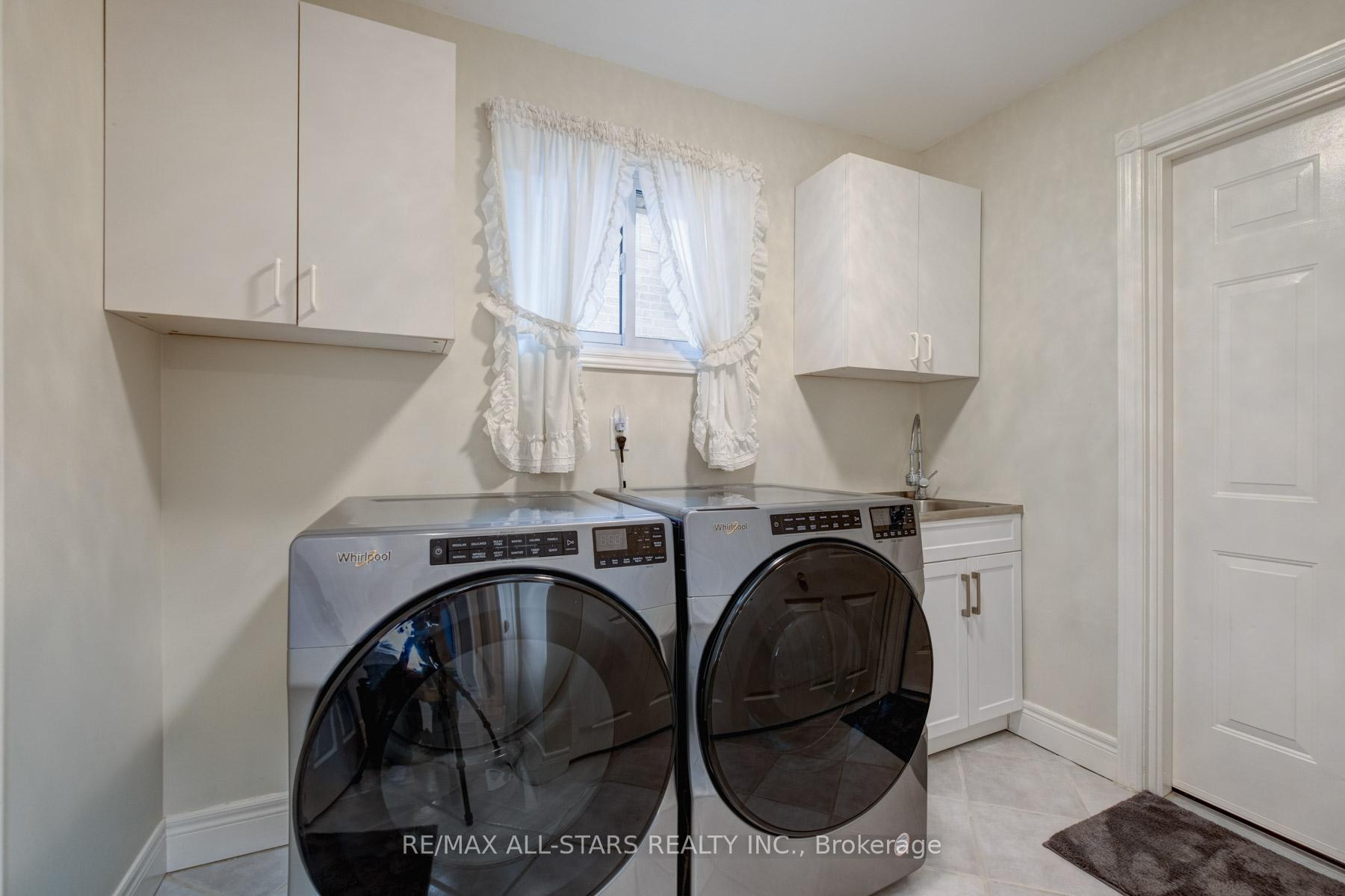Photo 26 of 40 Eastwood Crescent, Markham, Markham Village — HOMEH