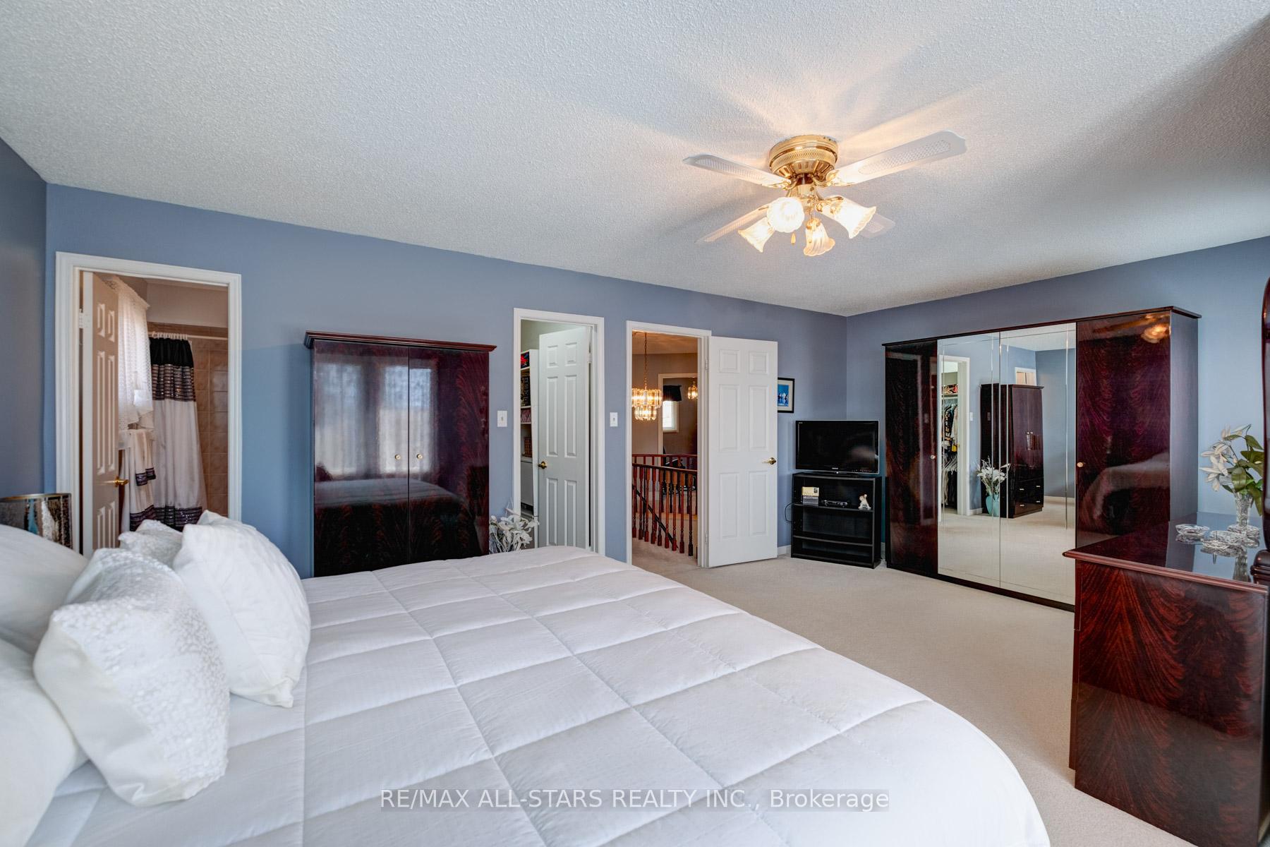 Photo 31 of 40 Eastwood Crescent, Markham, Markham Village — HOMEH