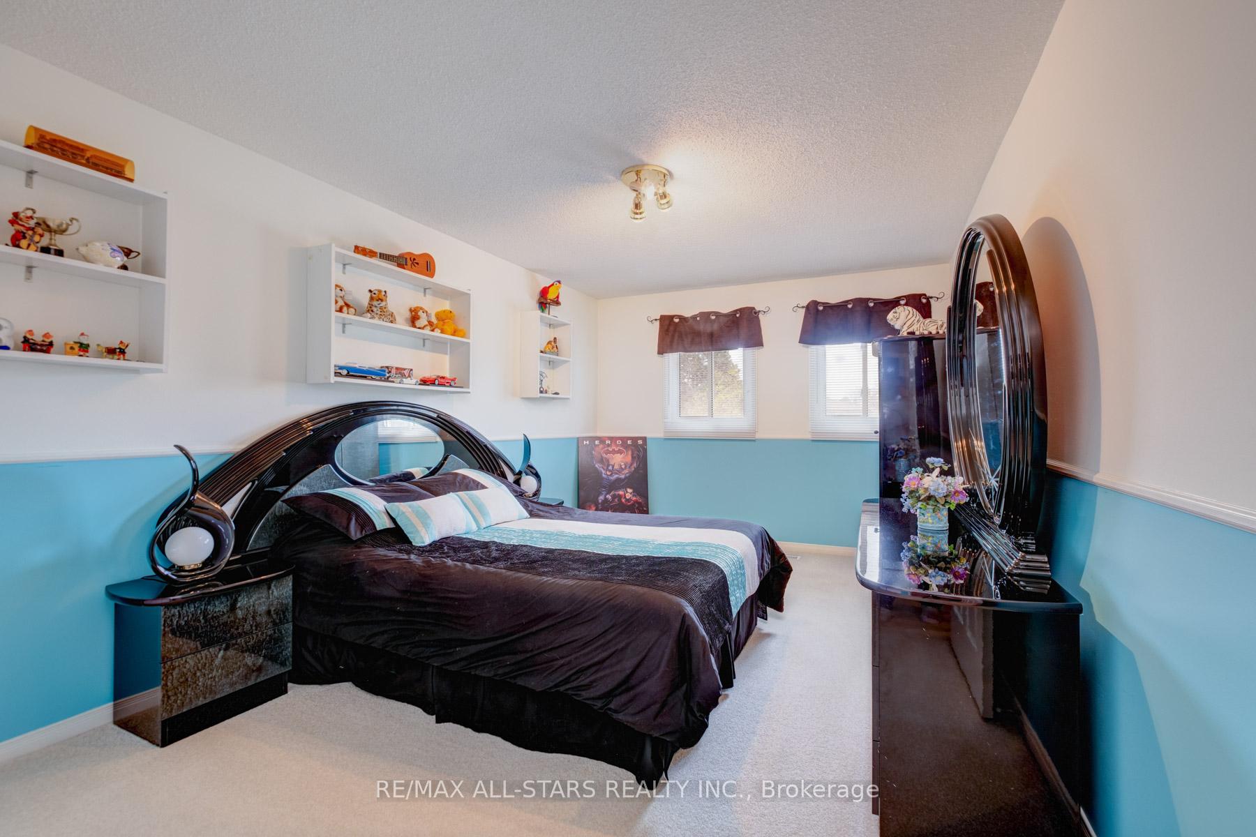 Photo 33 of 40 Eastwood Crescent, Markham, Markham Village — HOMEH