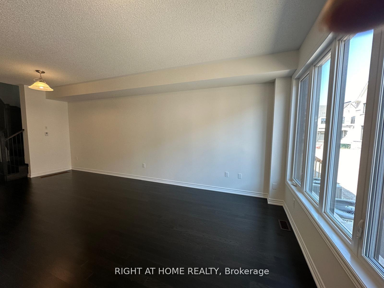 Photo 8 of 516 Celandine Terrace, Milton, Walker — HOMEH