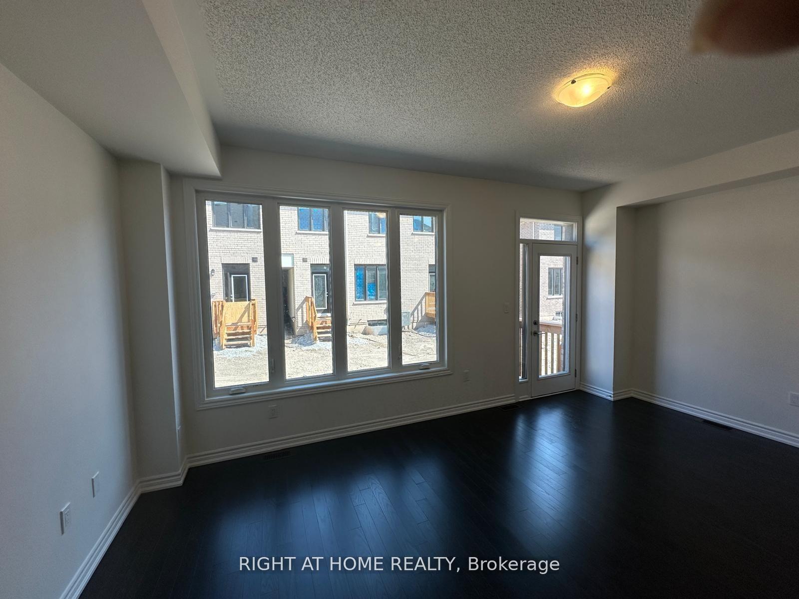 Photo 13 of 516 Celandine Terrace, Milton, Walker — HOMEH