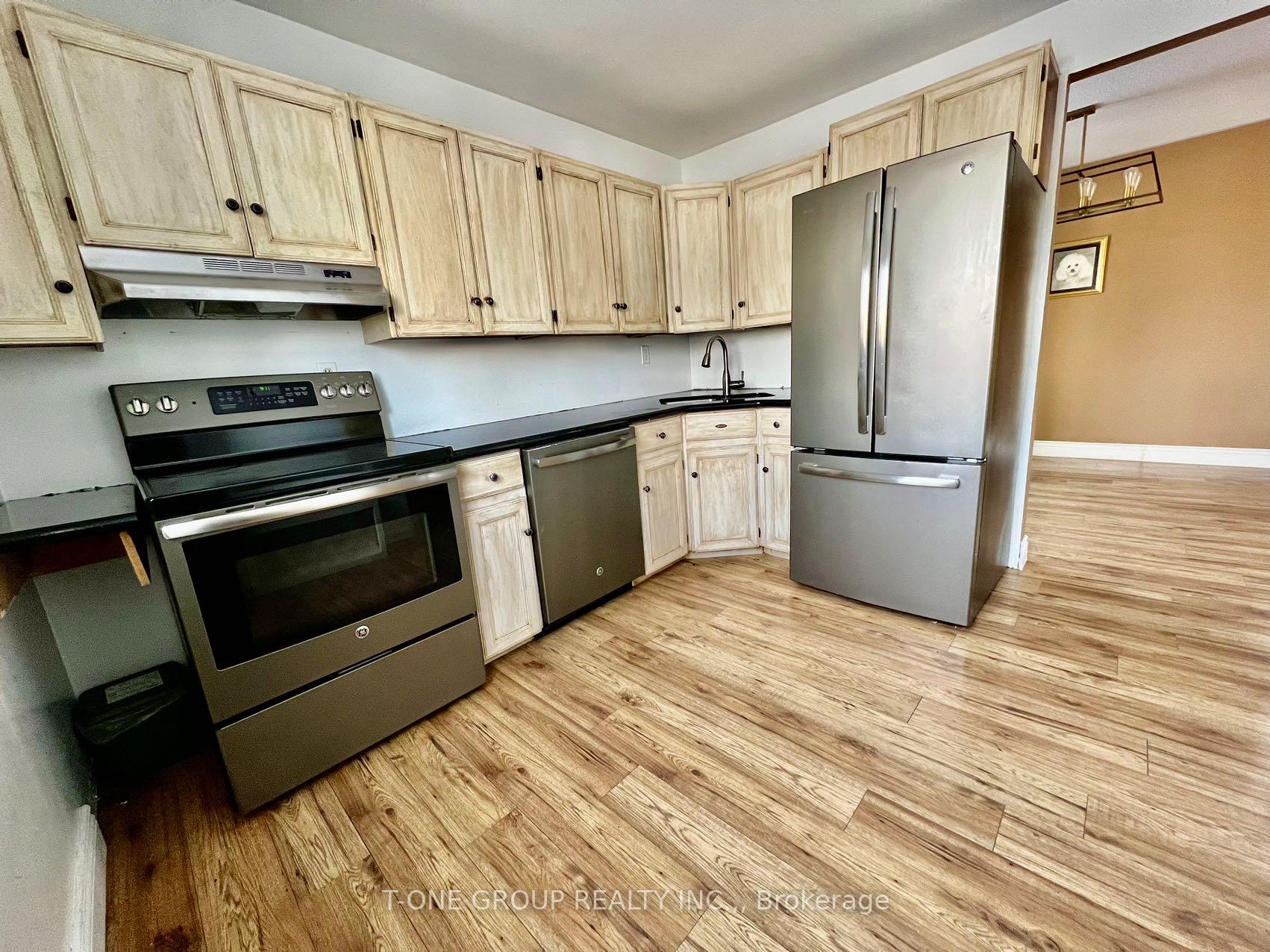 Photo 7 of 507 Upper Horning Road, Hamilton, Gurnett — HOMEH