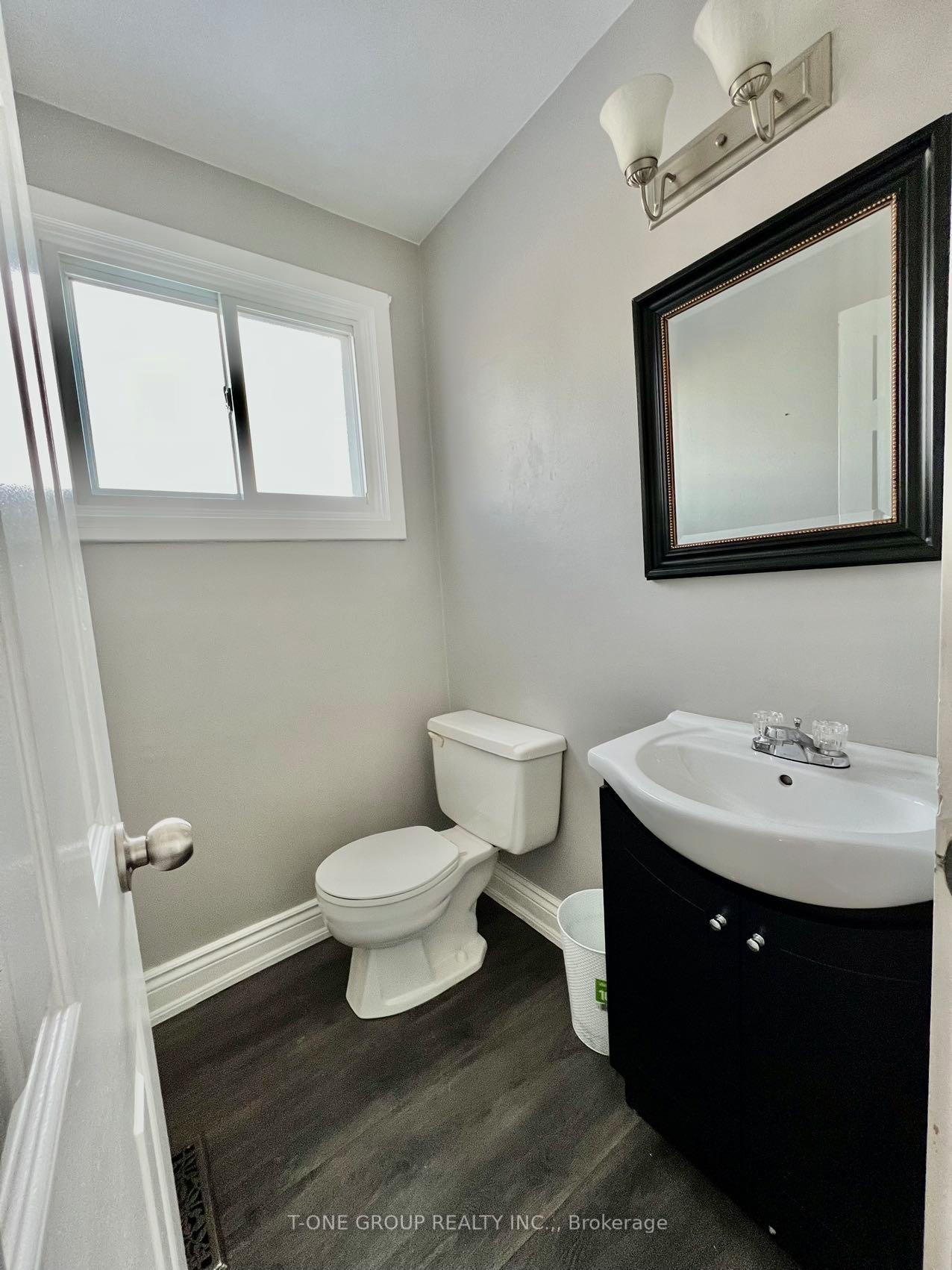 Photo 9 of 507 Upper Horning Road, Hamilton, Gurnett — HOMEH