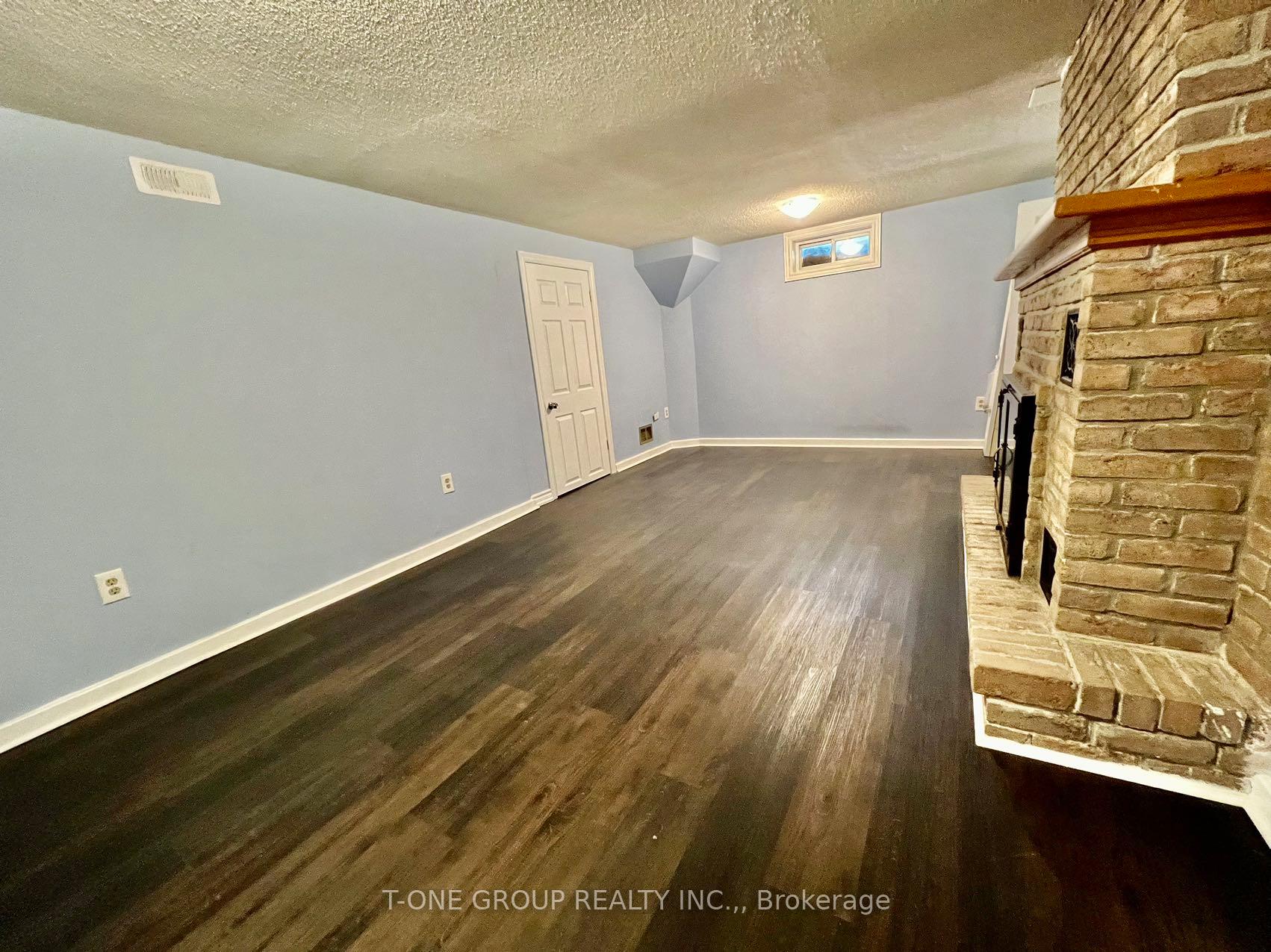 Photo 24 of 507 Upper Horning Road, Hamilton, Gurnett — HOMEH