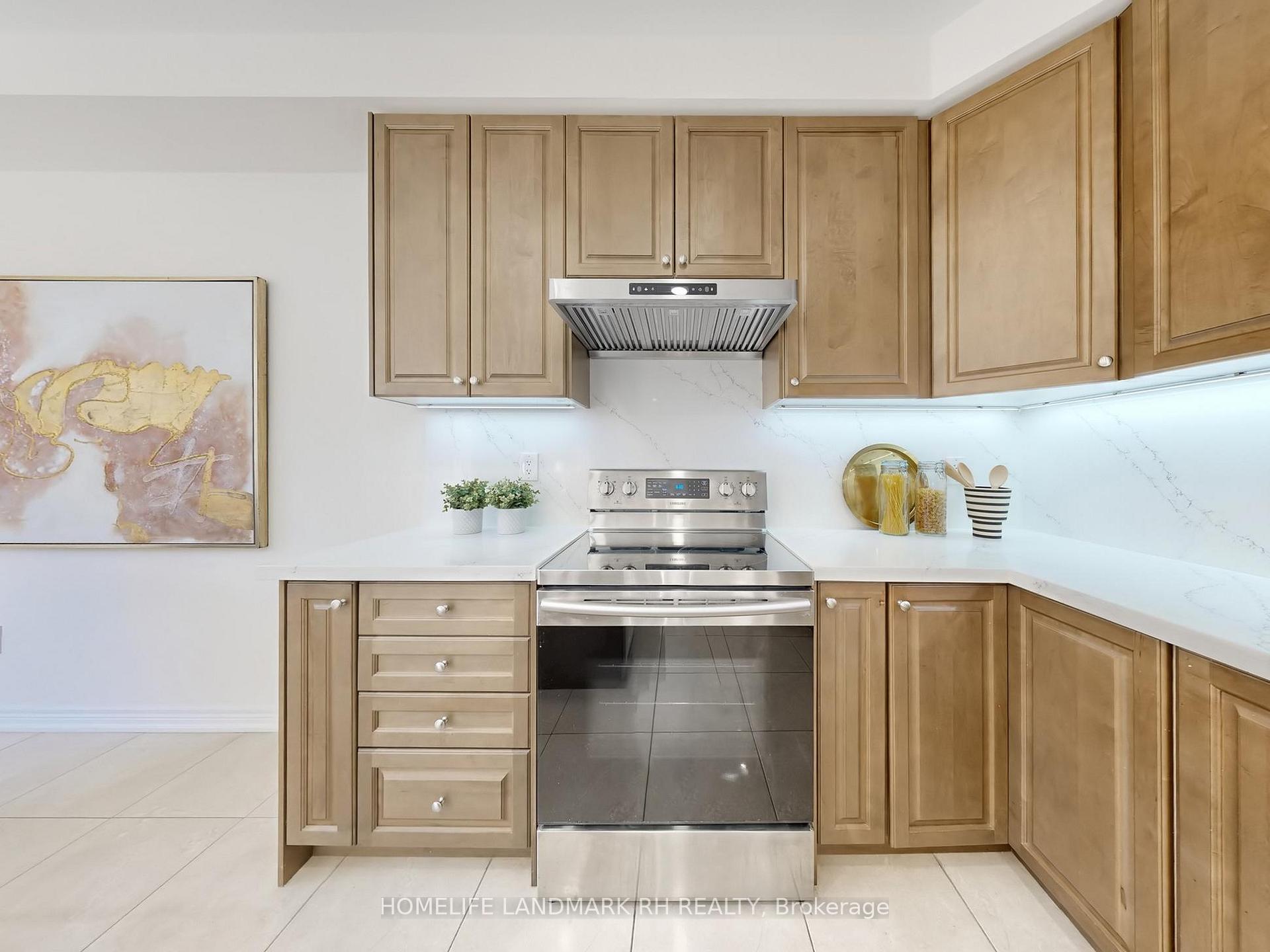 Photo 14 of 77 Collier Crescent, Markham, Wismer — HOMEH
