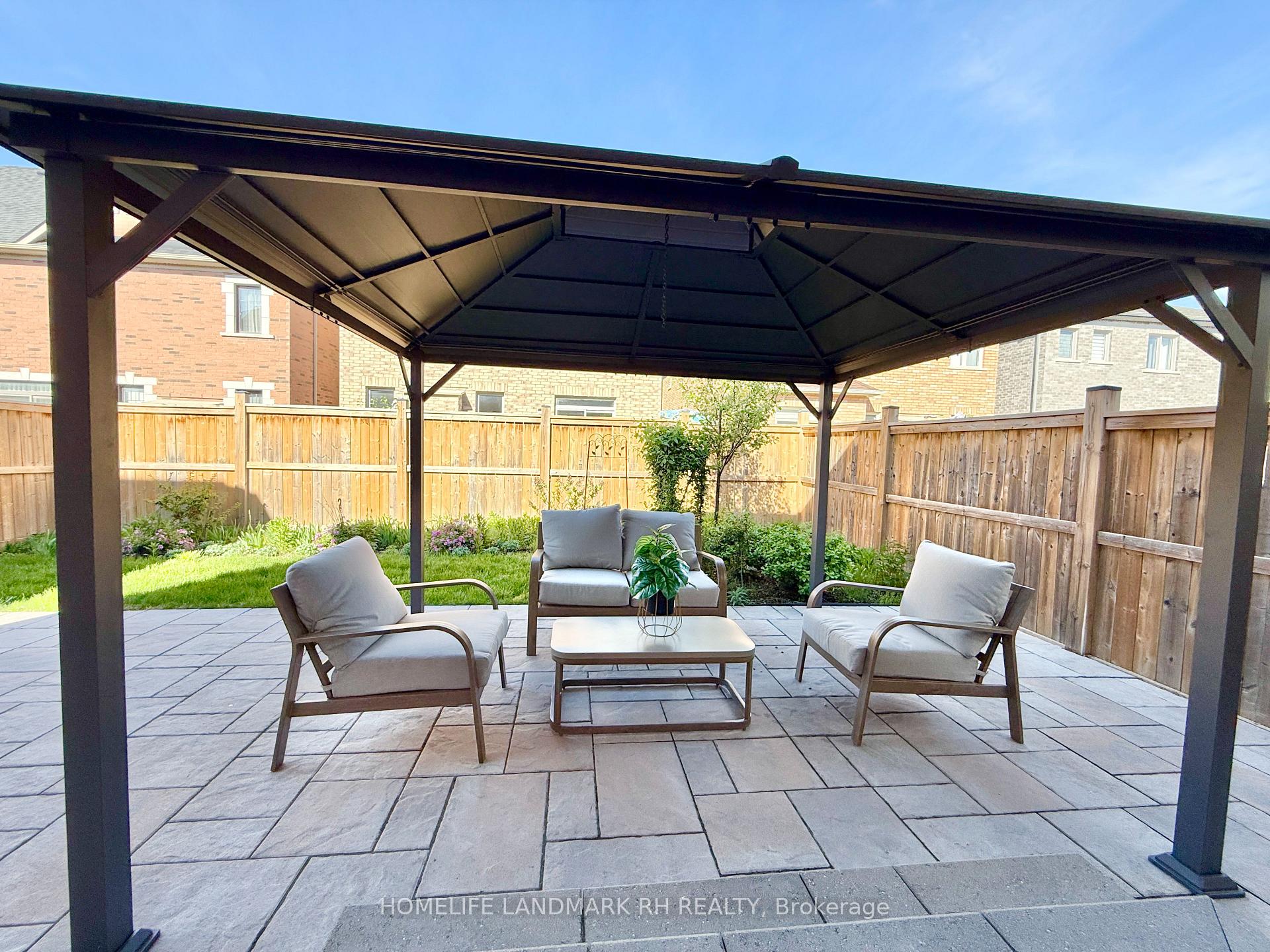Photo 19 of 77 Collier Crescent, Markham, Wismer — HOMEH