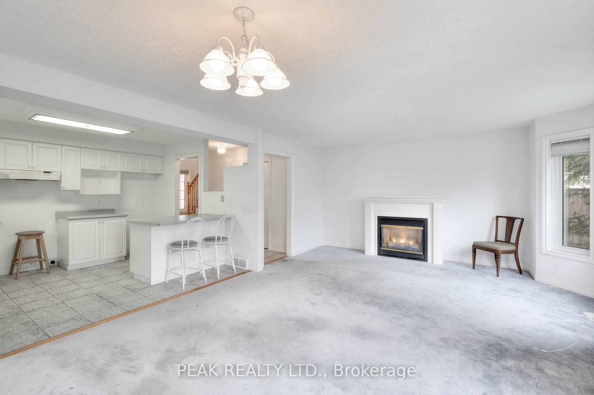 Photo 12 of 85 Eastforest Trail, Kitchener — HOMEH