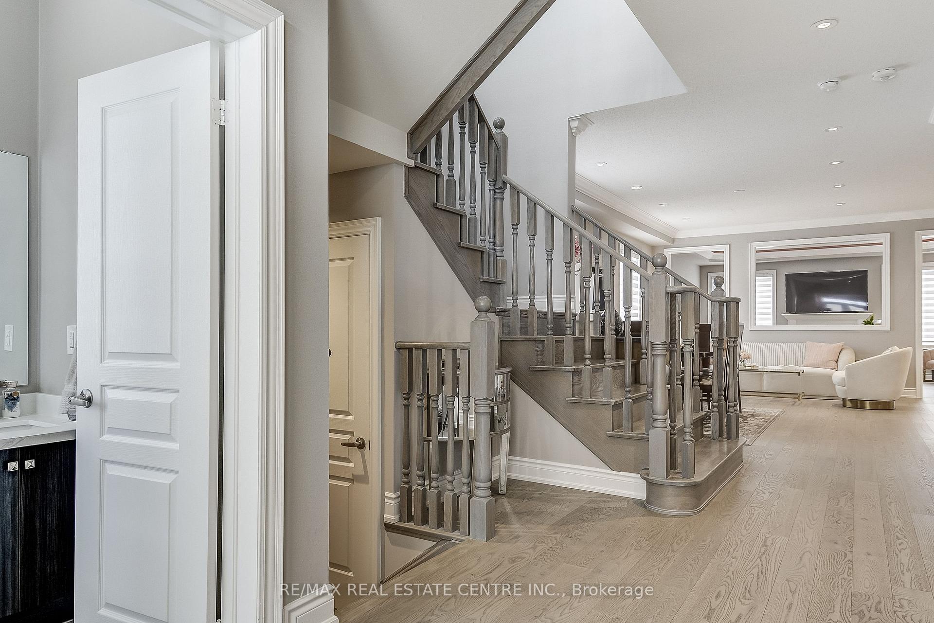Photo 5 of 1578 Leger Way, Milton, Ford — HOMEH