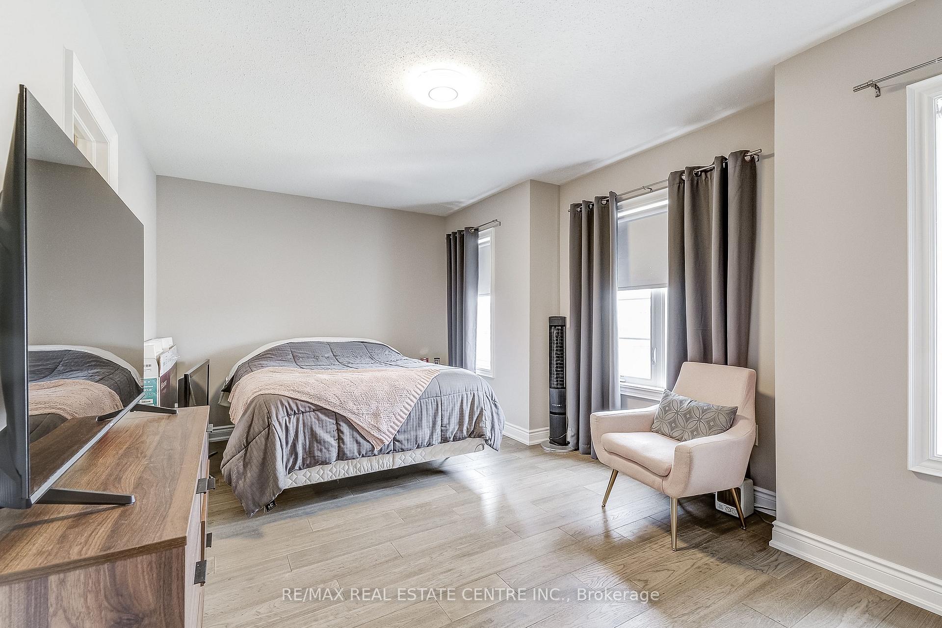Photo 13 of 1578 Leger Way, Milton, Ford — HOMEH
